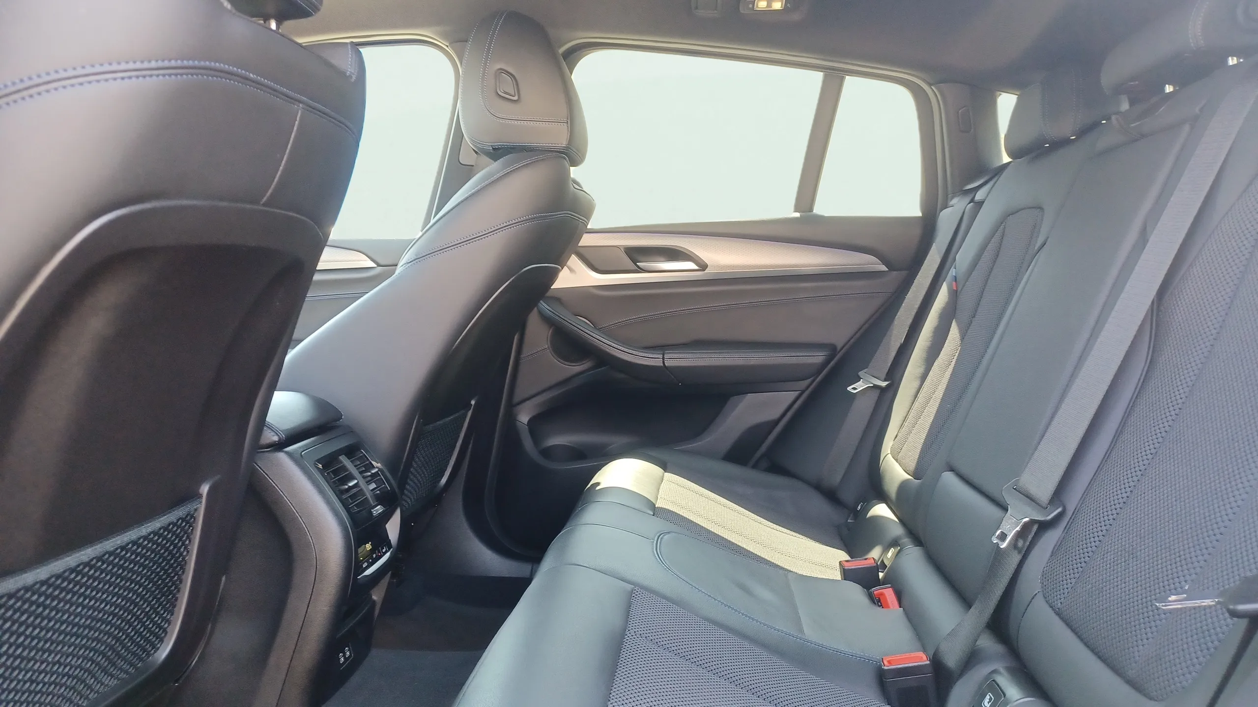 BMW X4 xDrive20d - foto 20