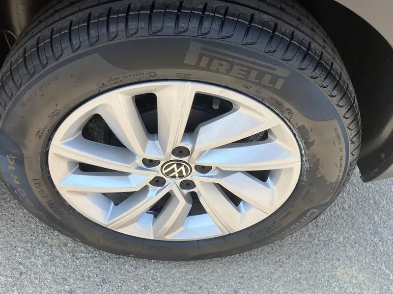 Volkswagen T-Cross Advance 1.0 TSI - foto 12