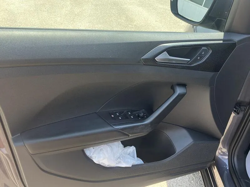 Volkswagen T-Cross Advance 1.0 TSI - foto 18
