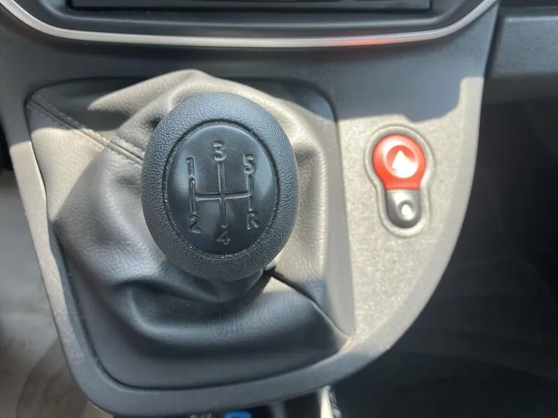 Renault Kangoo Profesional dCi - foto 34
