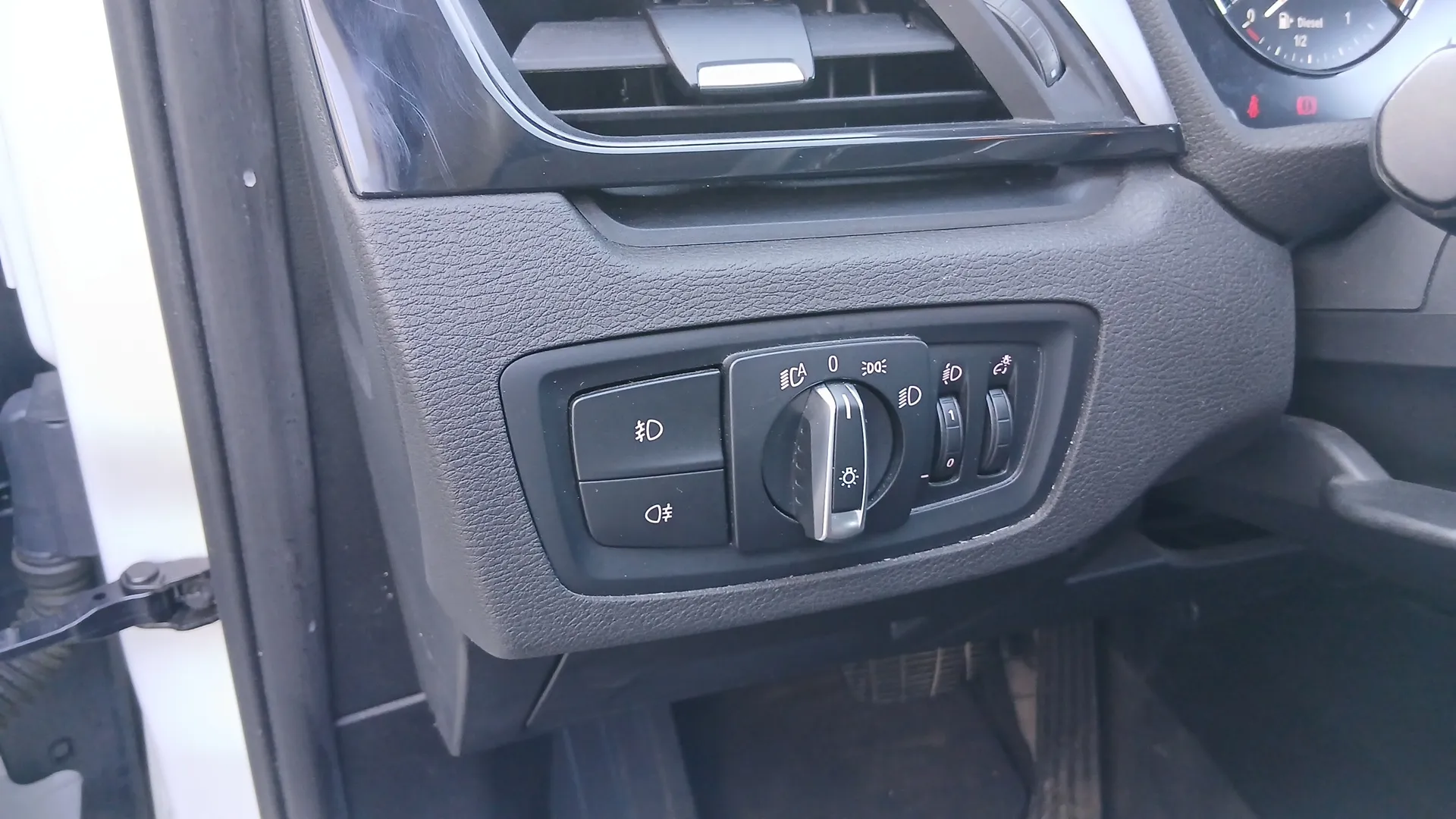 BMW X1 sDrive18d - foto 12