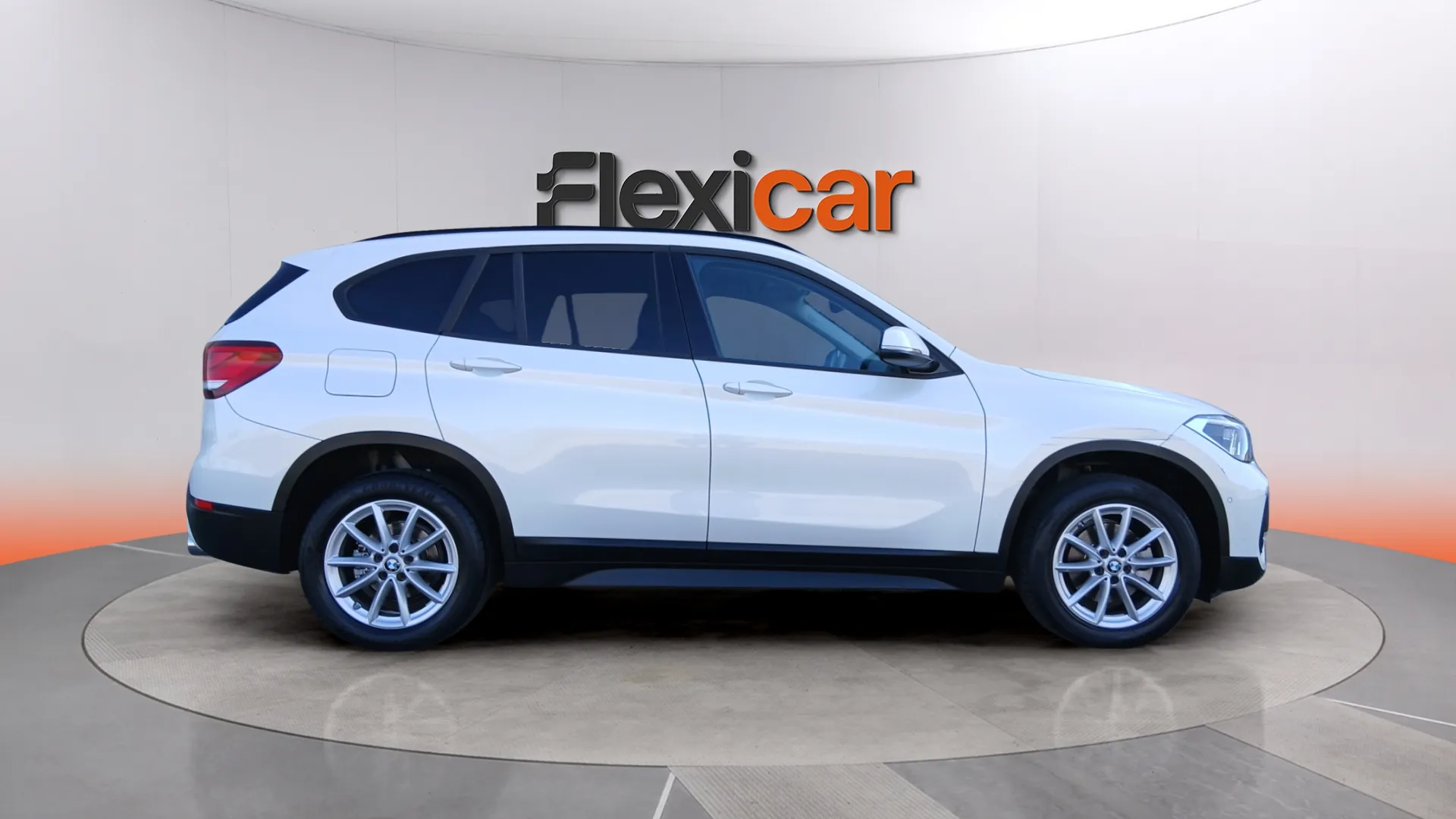 BMW X1 sDrive18d - foto 2