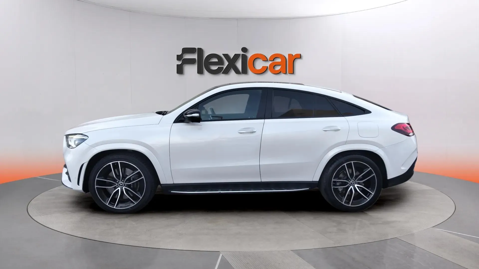 Mercedes-Benz GLE 350 de 4MATIC (Híbrido Enchufable) - foto 4