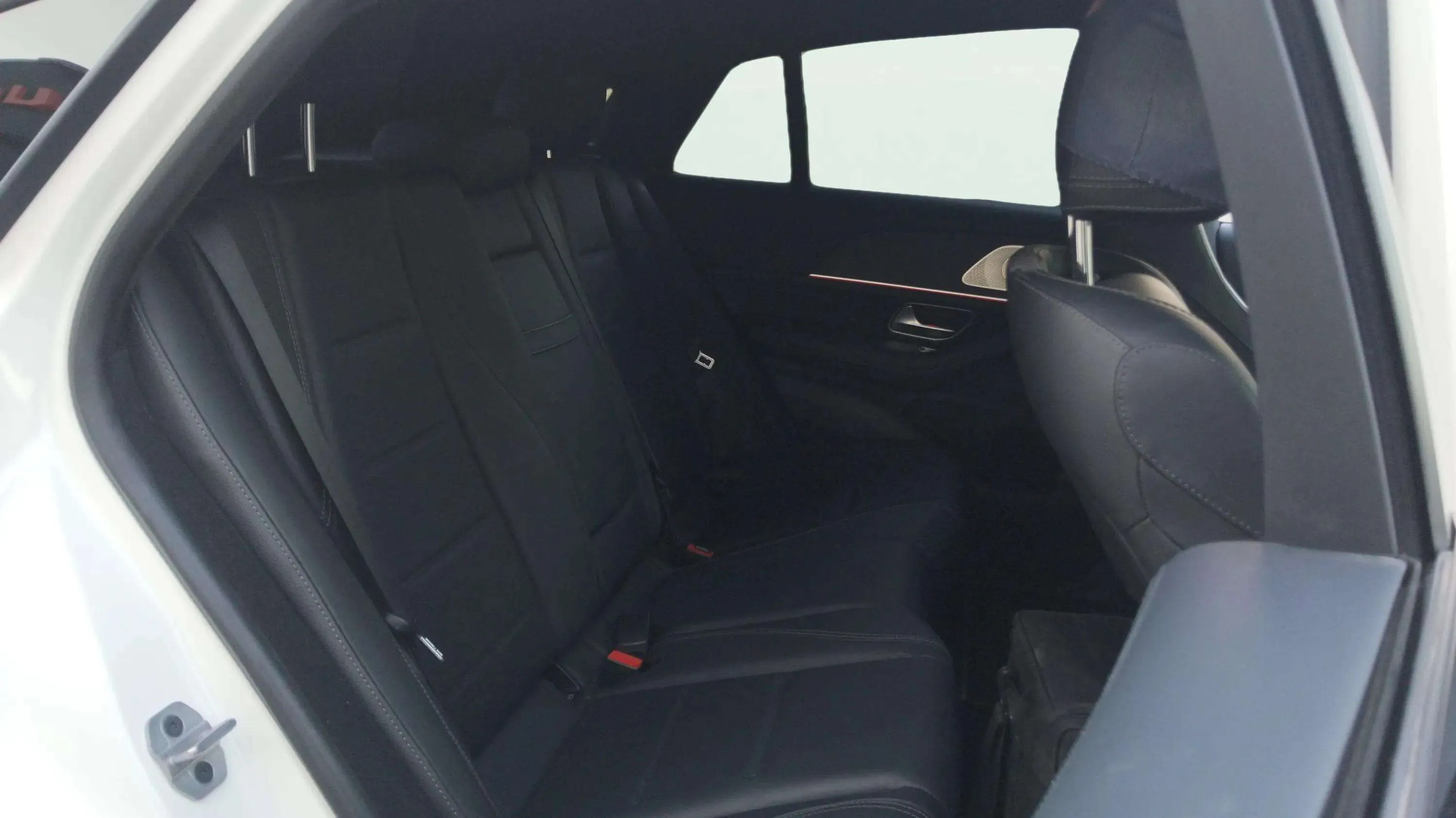 Mercedes-Benz GLE 350 de 4MATIC (Híbrido Enchufable) - foto 29