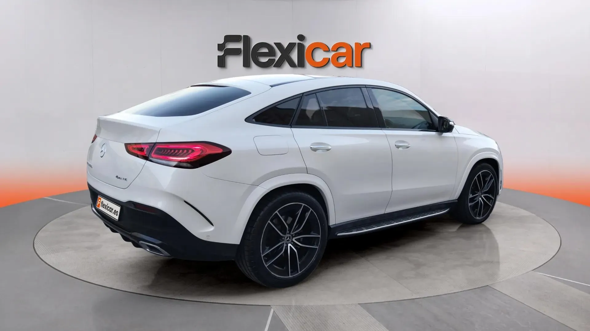 Mercedes-Benz GLE 350 de 4MATIC (Híbrido Enchufable) - foto 7