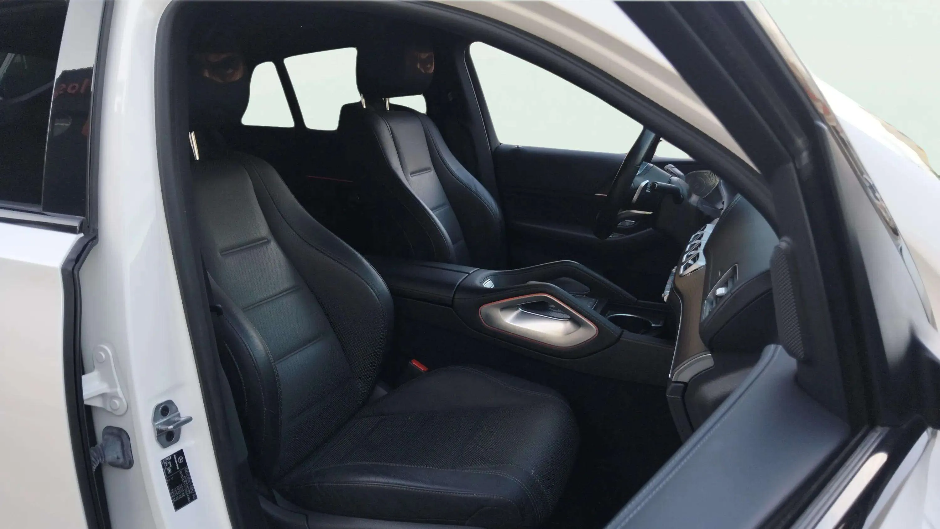 Mercedes-Benz GLE 350 de 4MATIC (Híbrido Enchufable) - foto 28