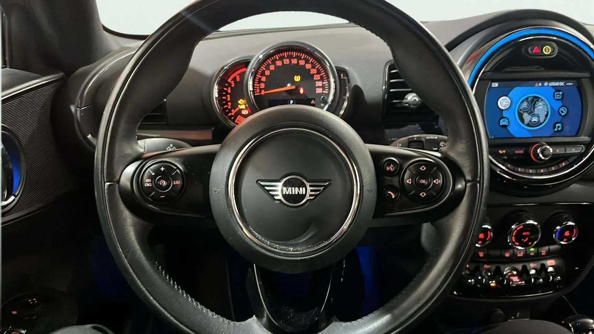 MINI Clubman Cooper D - foto 10
