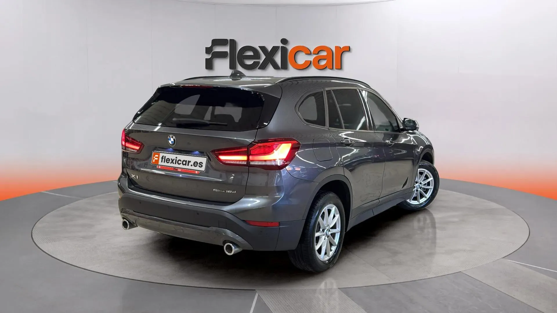 BMW X1 sDrive18d - foto 7