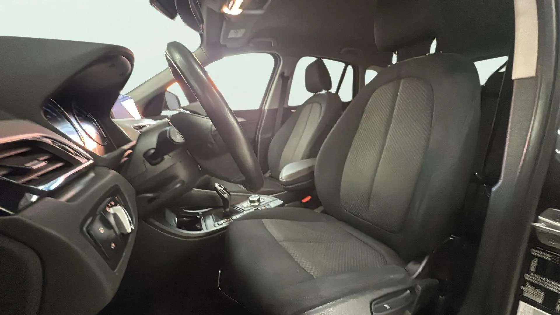 BMW X1 sDrive18d - foto 12