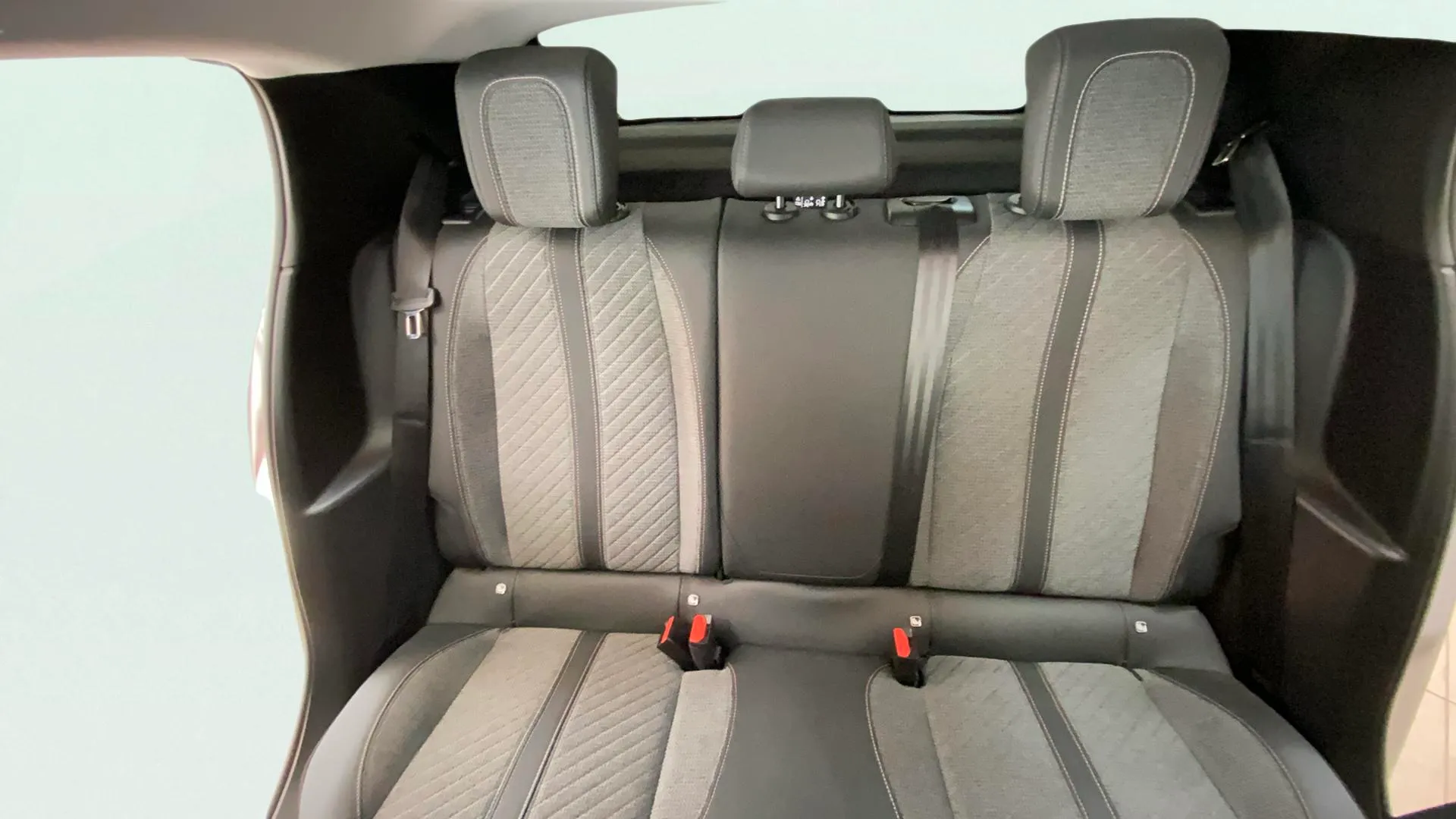 Peugeot 208 Allure Gasolina 100 - foto 11