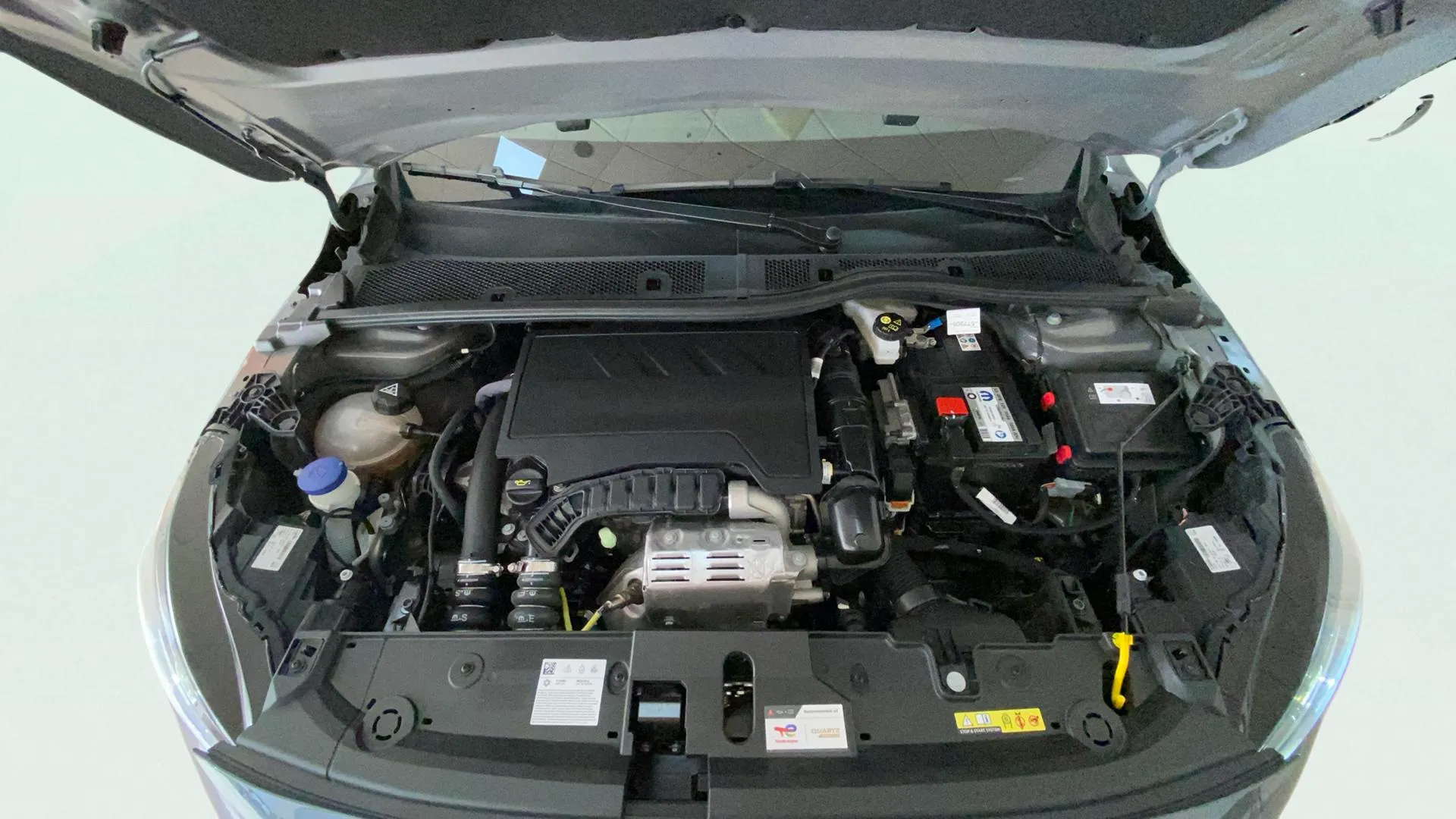 Peugeot 208 Allure Gasolina 100 - foto 15