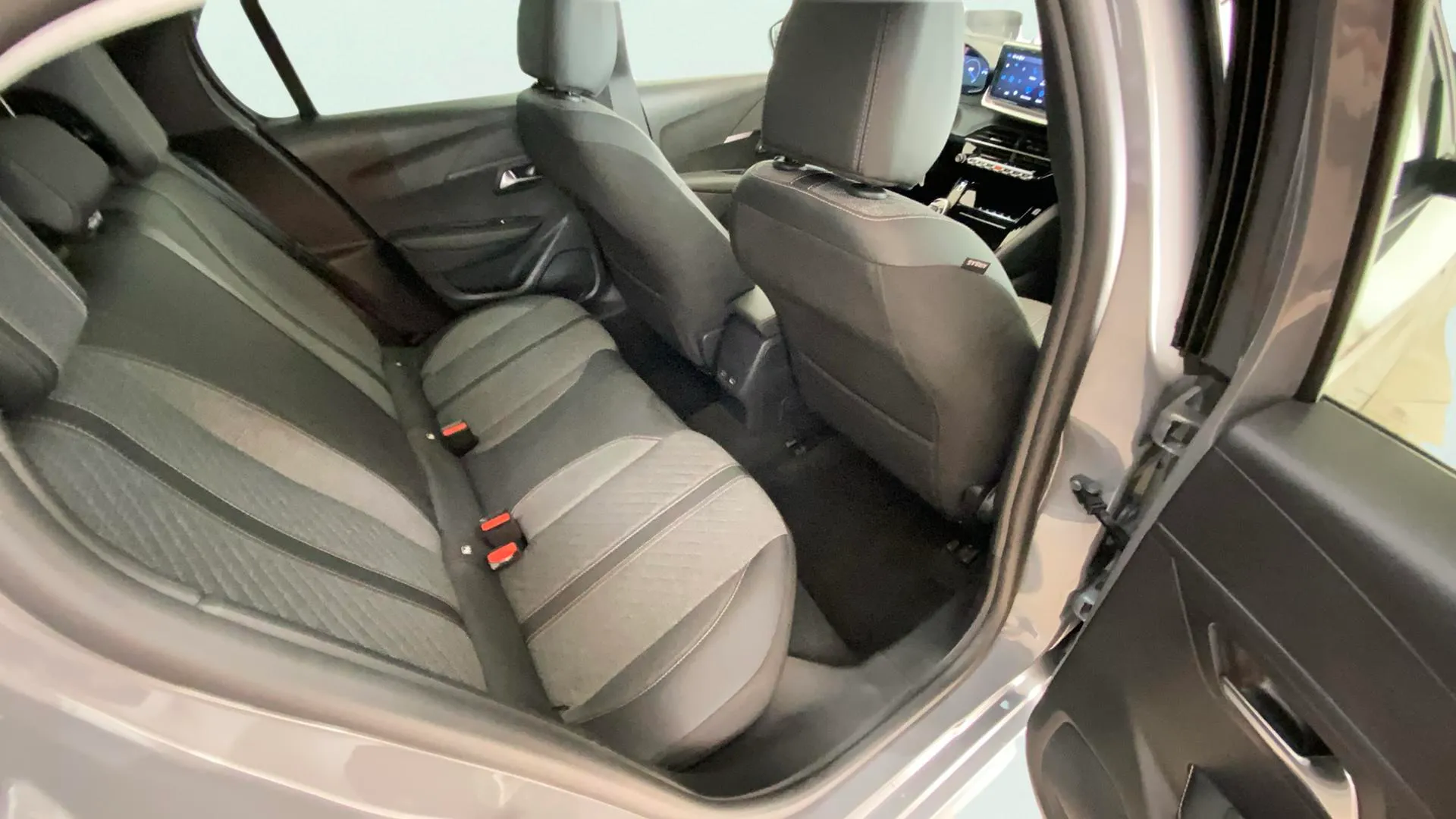 Peugeot 208 Allure Gasolina 100 - foto 10