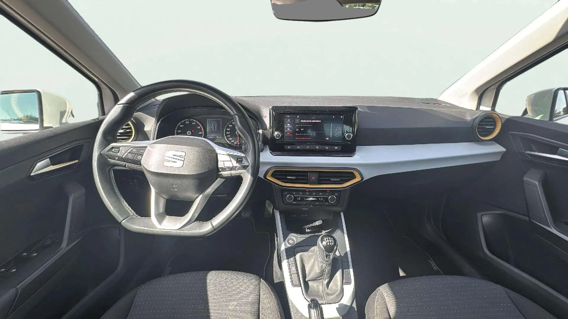 SEAT Arona 1.0 TSI Style - foto 9