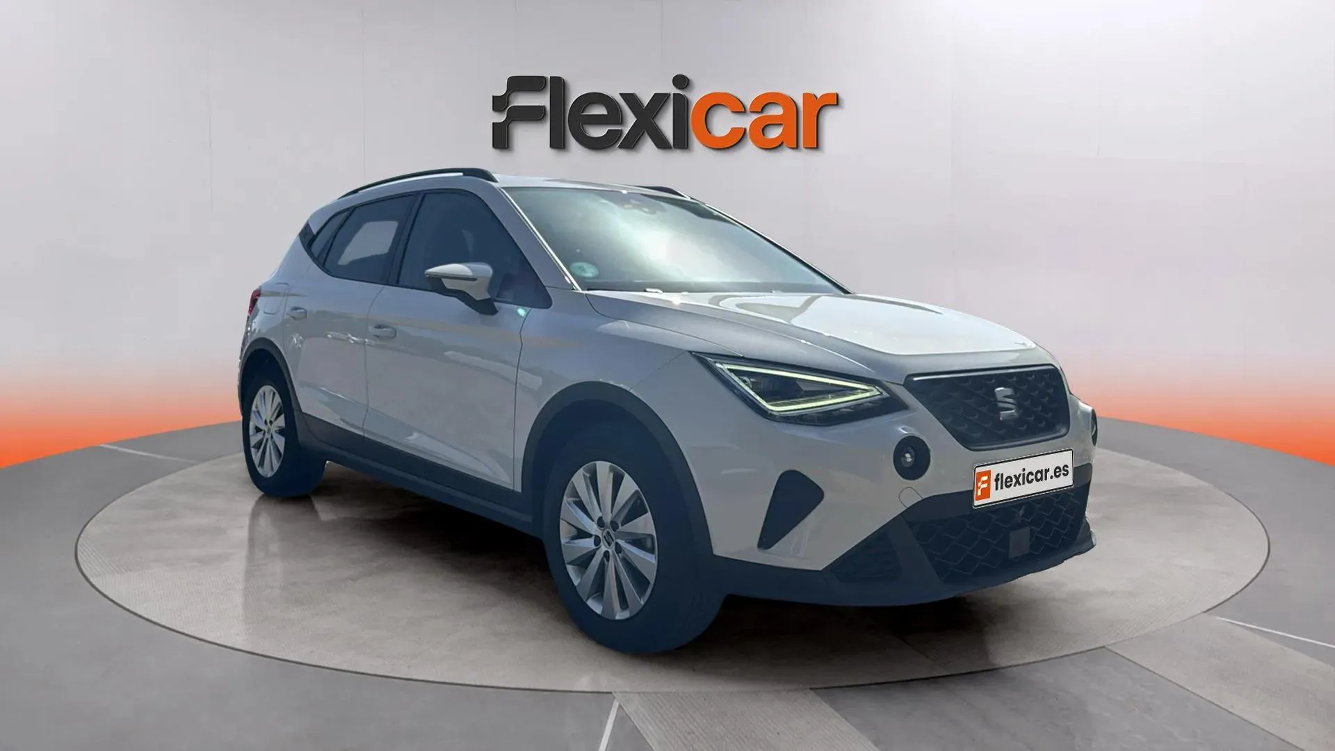 SEAT Arona 1.0 TSI Style - foto 1