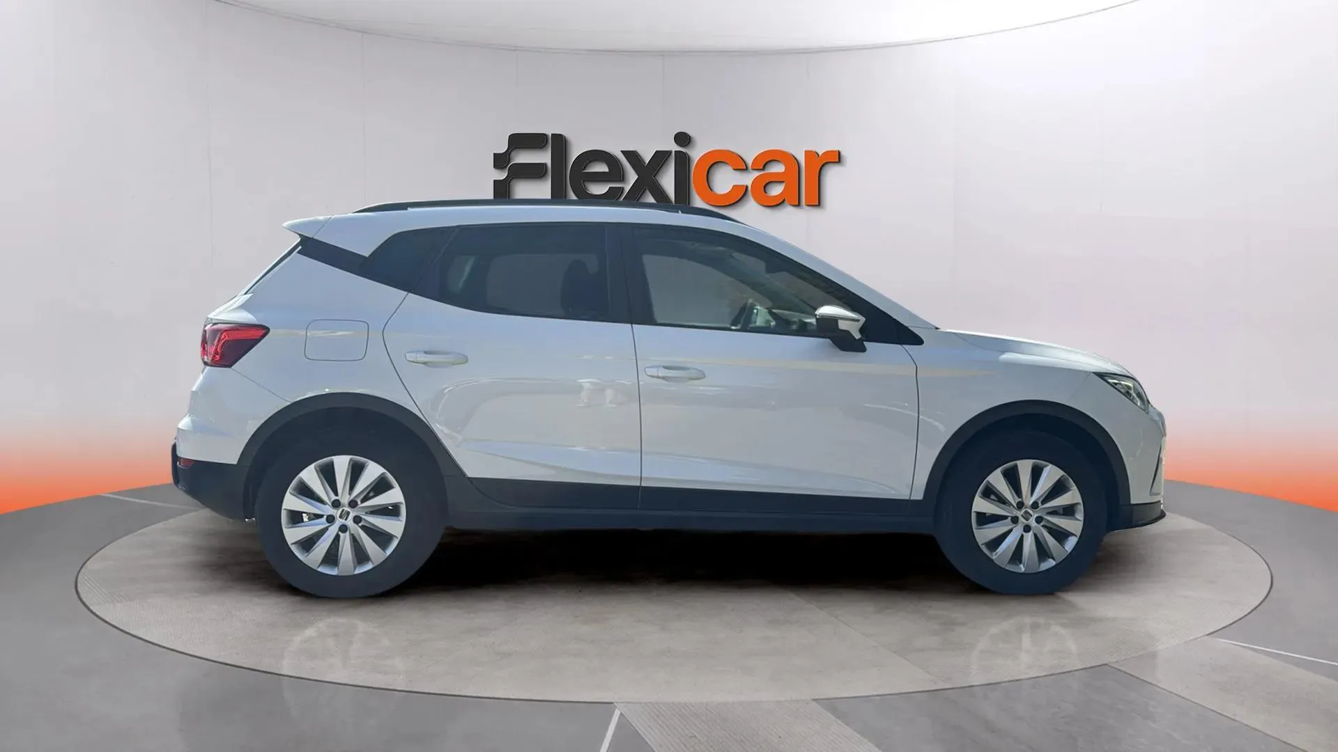 SEAT Arona 1.0 TSI Style - foto 8