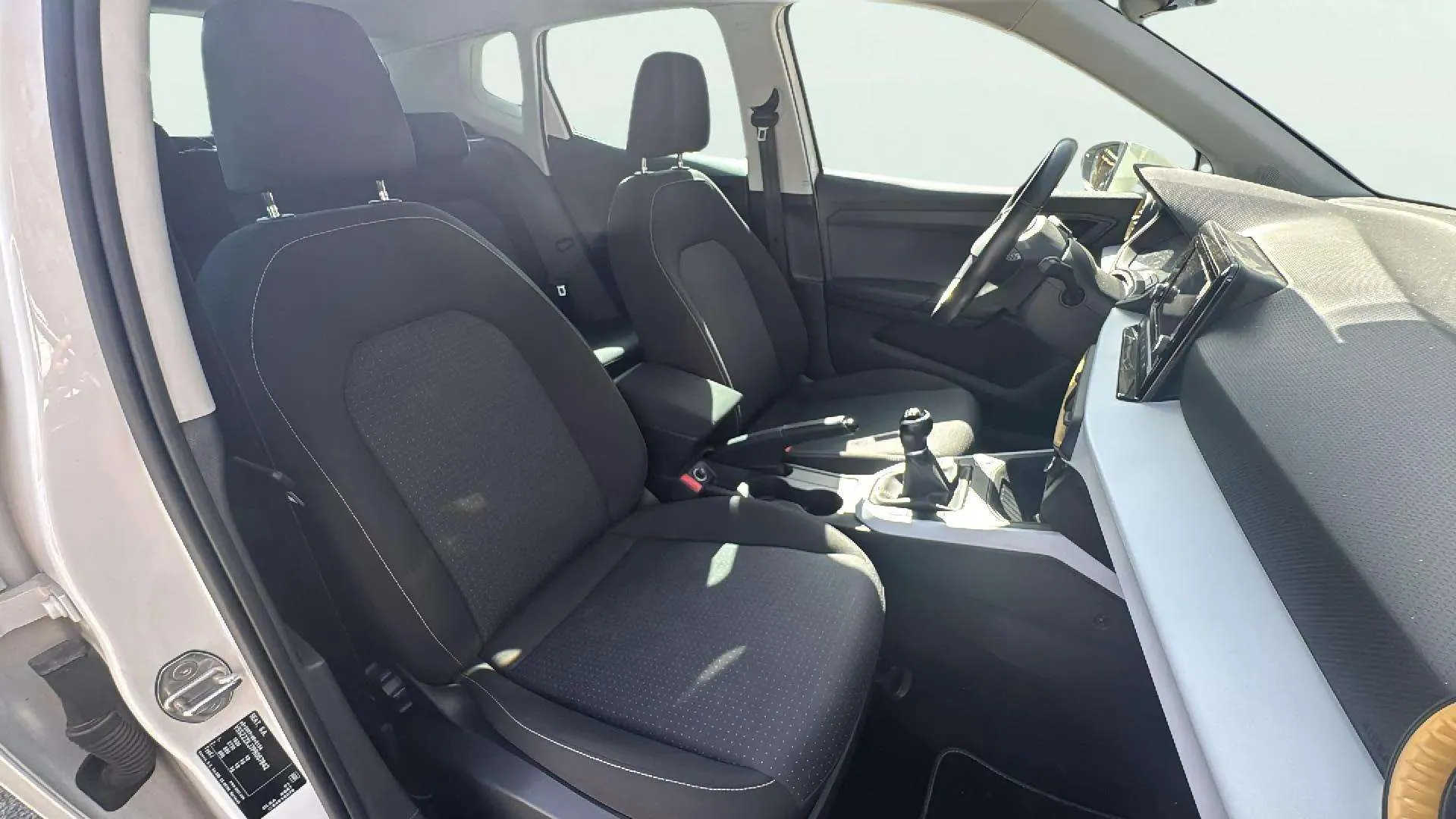 SEAT Arona 1.0 TSI Style - foto 14
