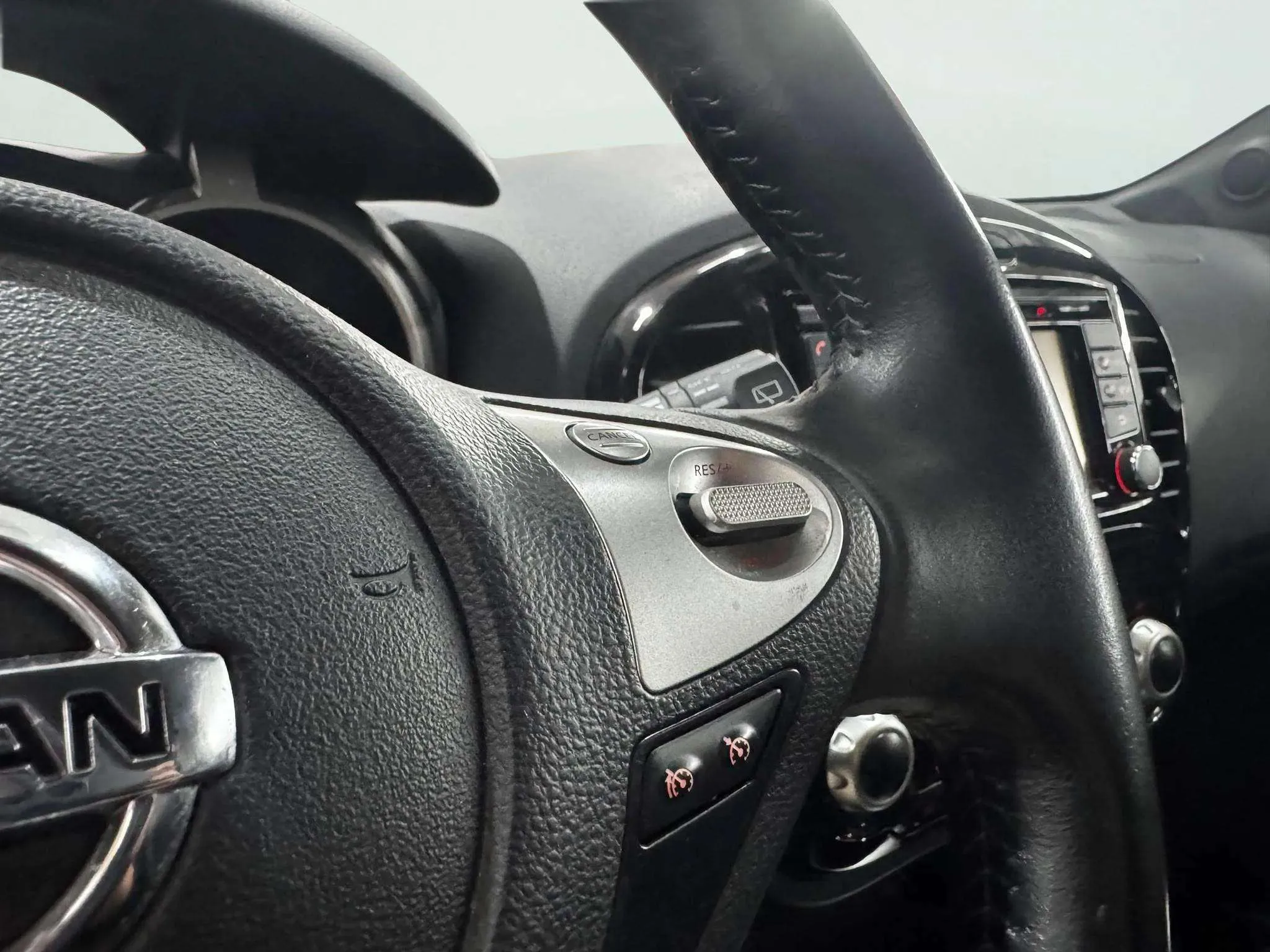 Nissan Juke G E6D-Temp Tekna - foto 15