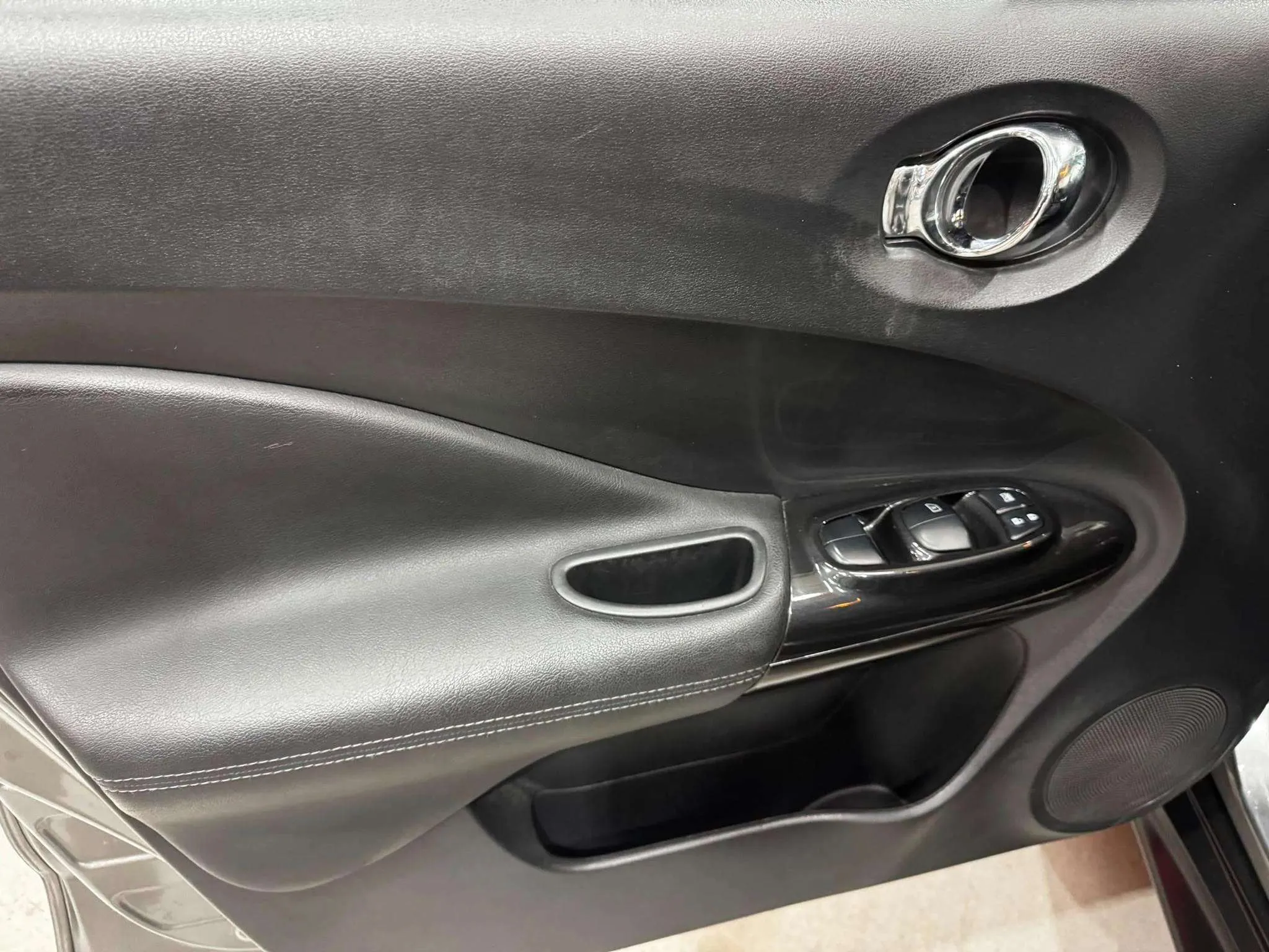 Nissan Juke G E6D-Temp Tekna - foto 11