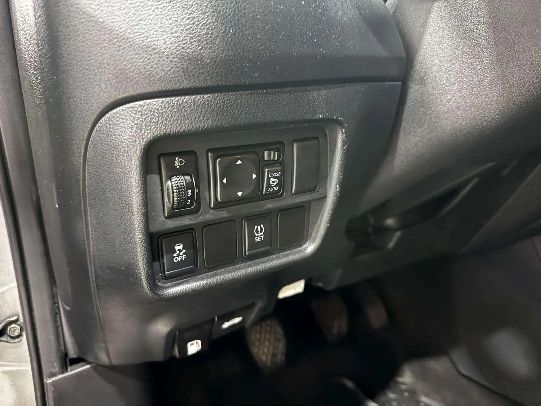 Nissan Juke G E6D-Temp Tekna - foto 12