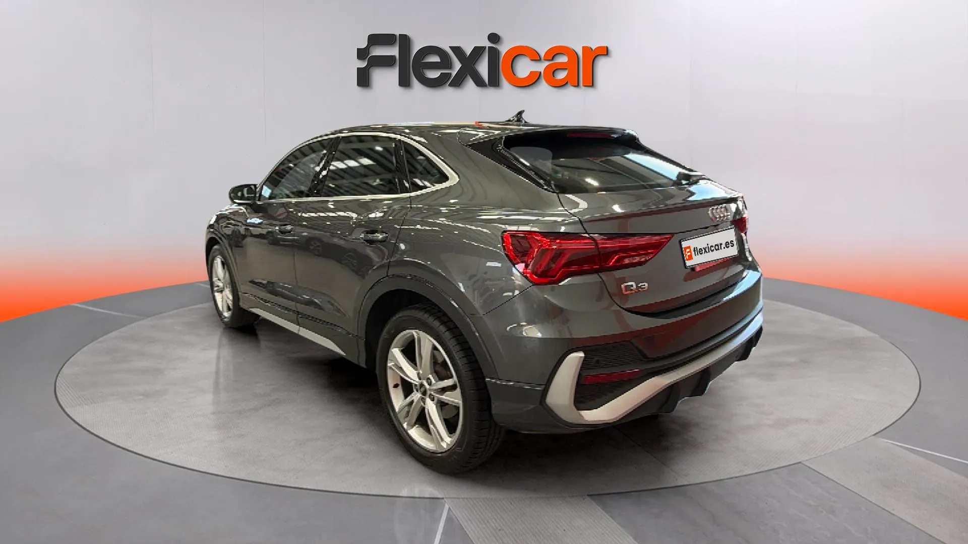 Audi Q3 S line 35 TDI S tronic - foto 5