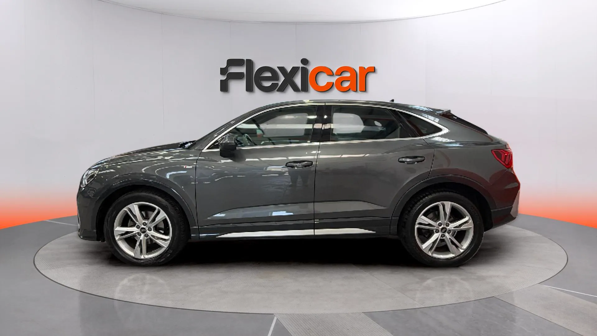Audi Q3 S line 35 TDI S tronic - foto 8