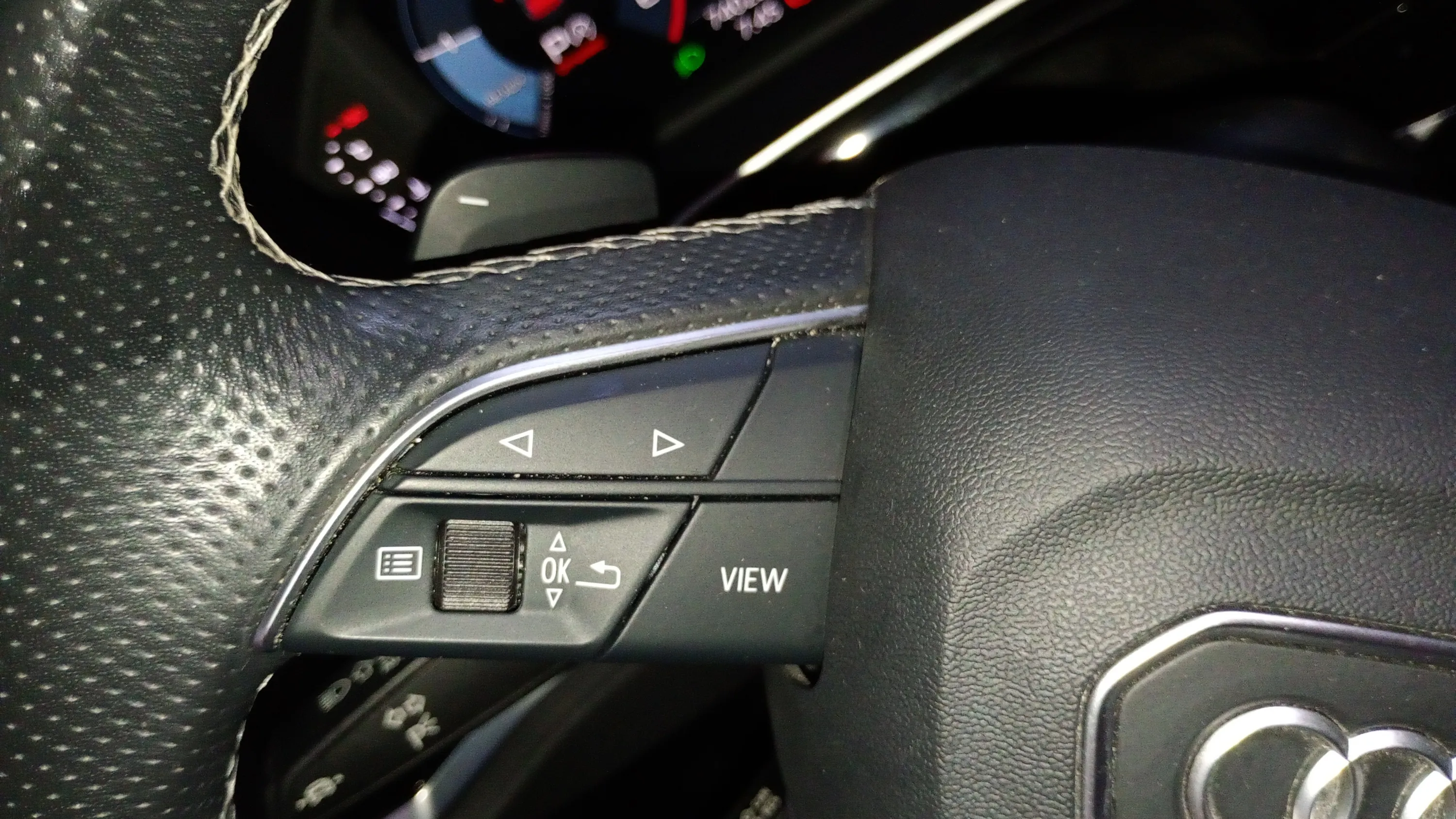 Audi Q3 S line 35 TDI S tronic - foto 25