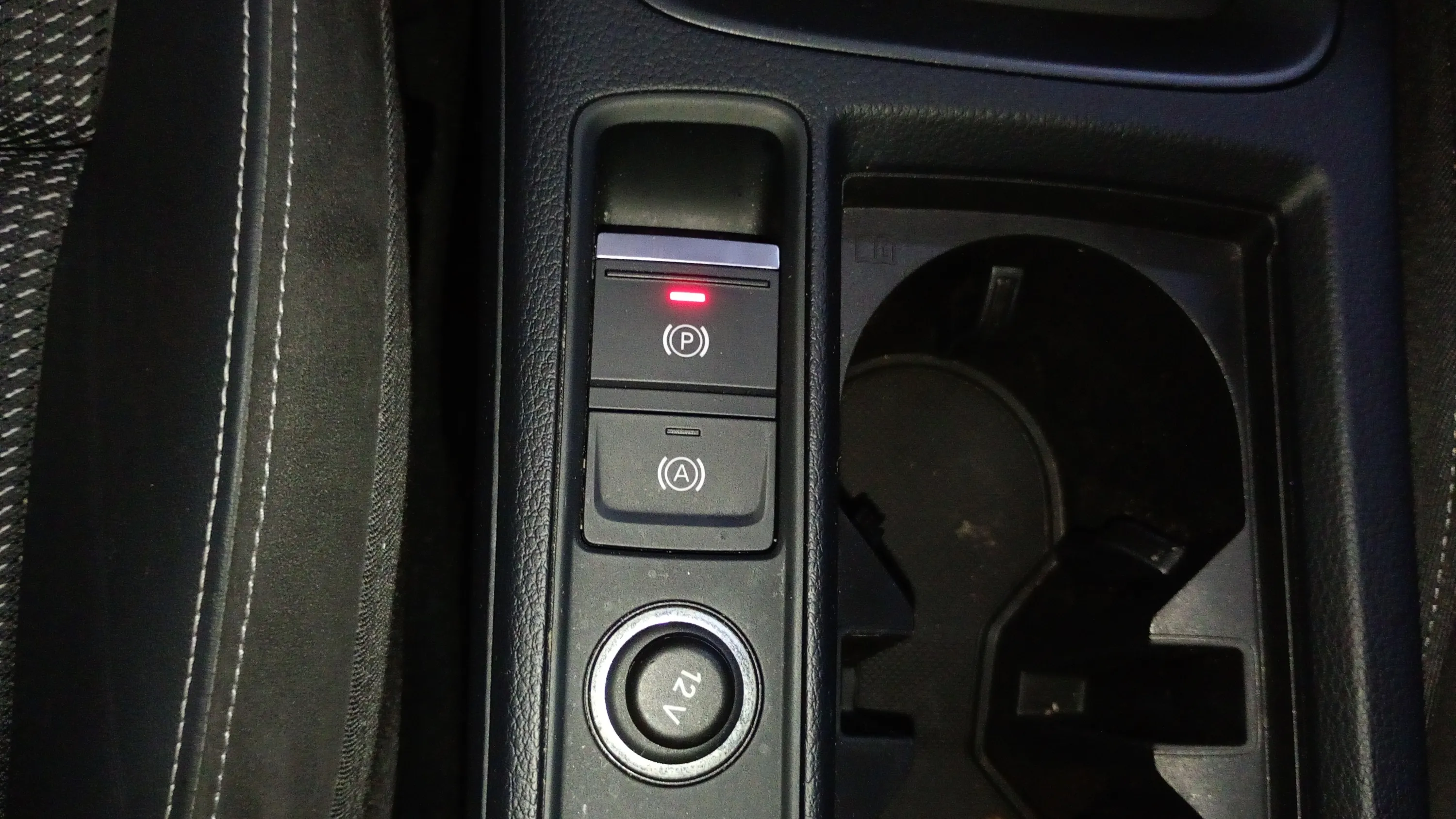 Audi Q3 S line 35 TDI S tronic - foto 32