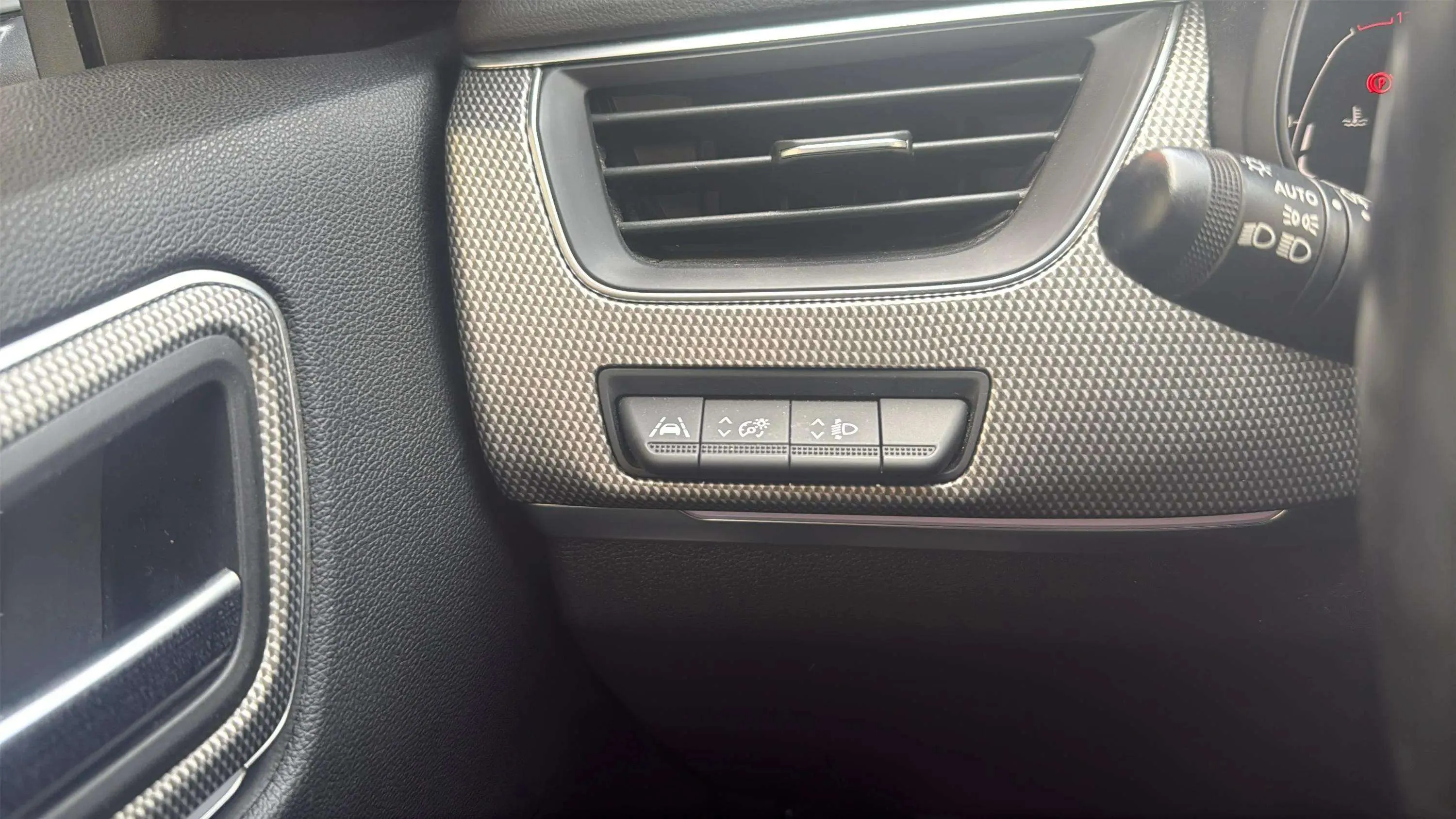 Renault Arkana Intens TCe EDC Microhíbrido - foto 17
