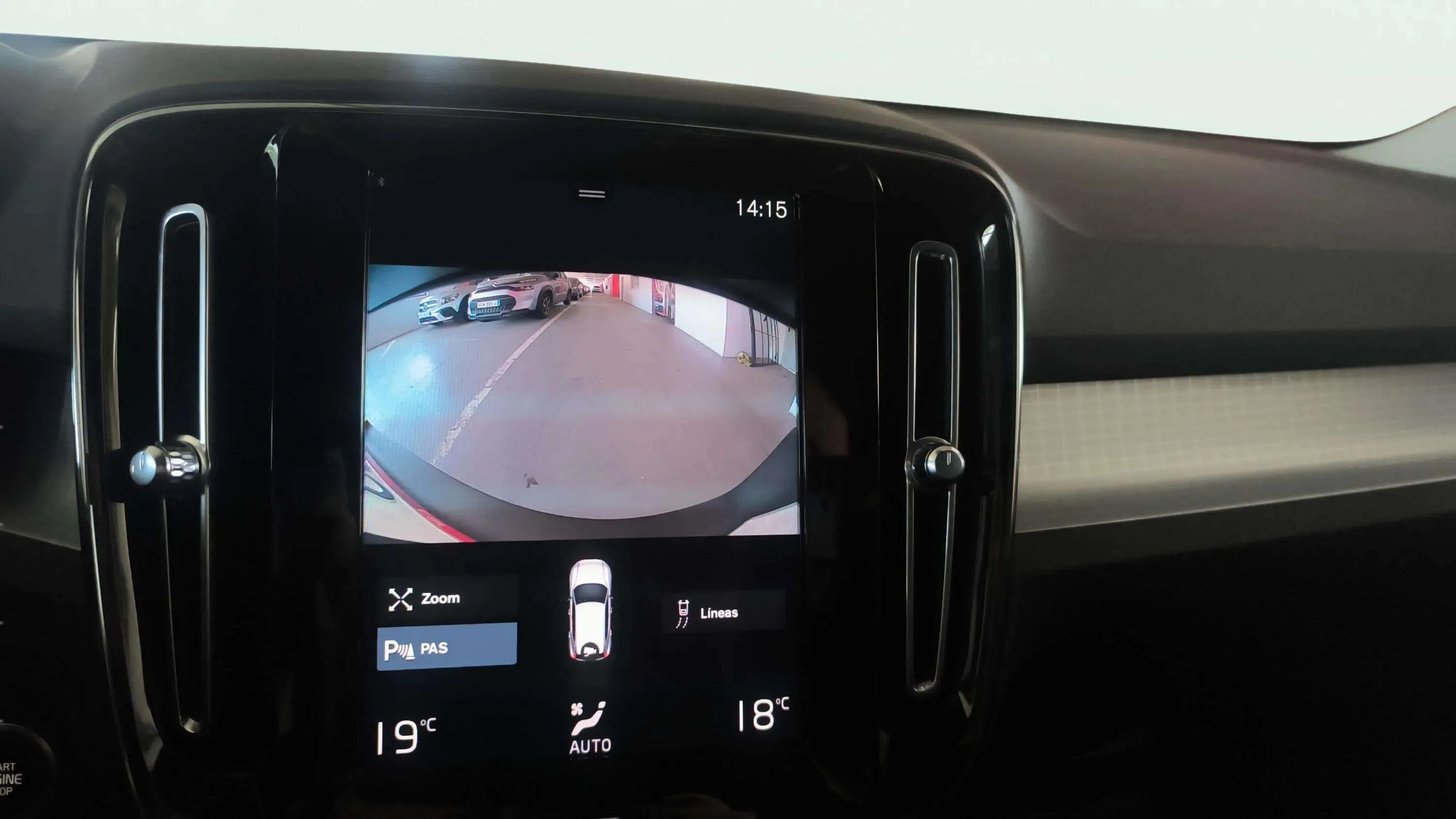 Volvo XC40 1.5 T5 Twin Recharge Inscription - foto 19