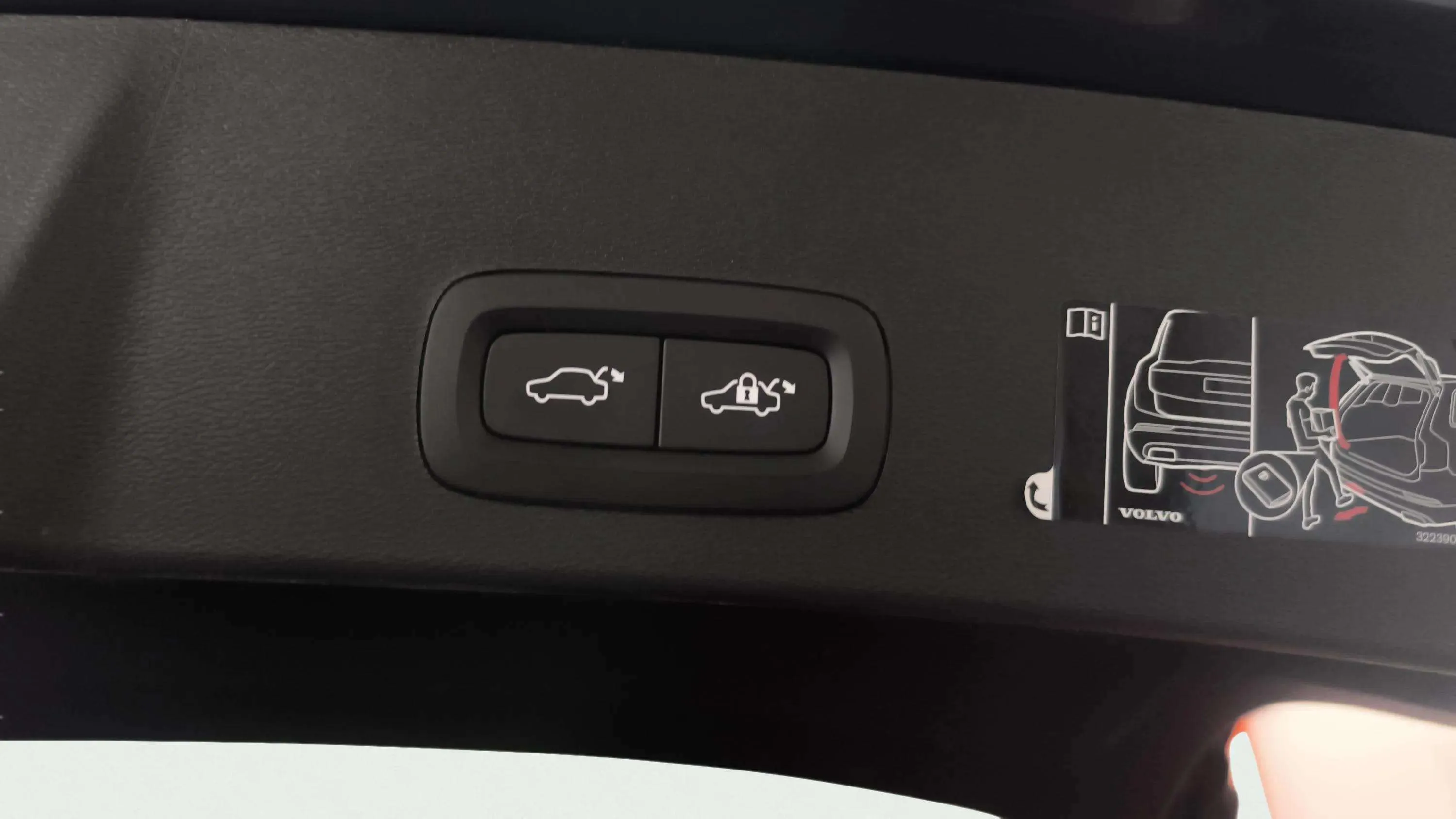 Volvo XC40 1.5 T5 Twin Recharge Inscription - foto 25