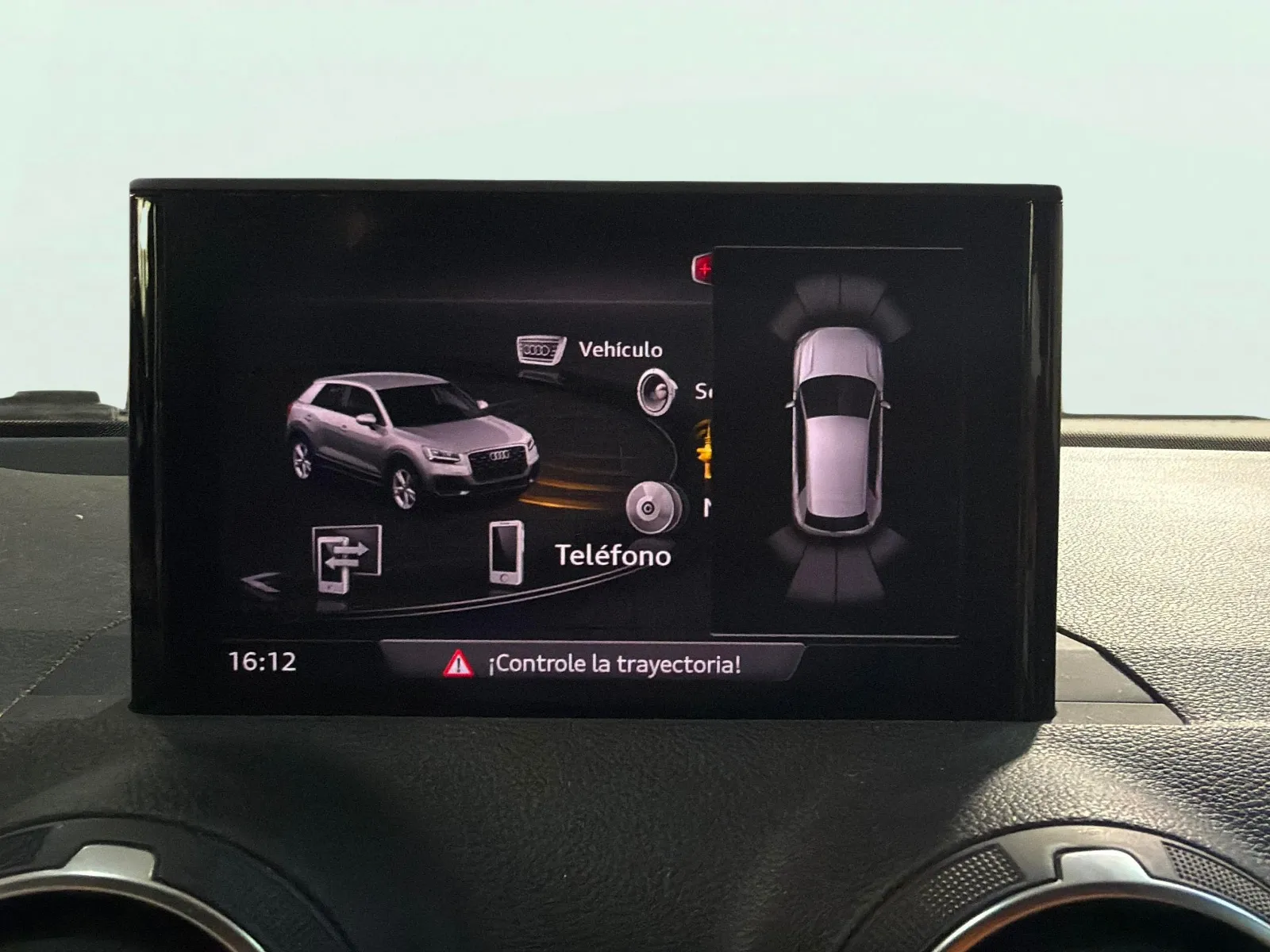 Audi Q2 Design 30 TDI - foto 12