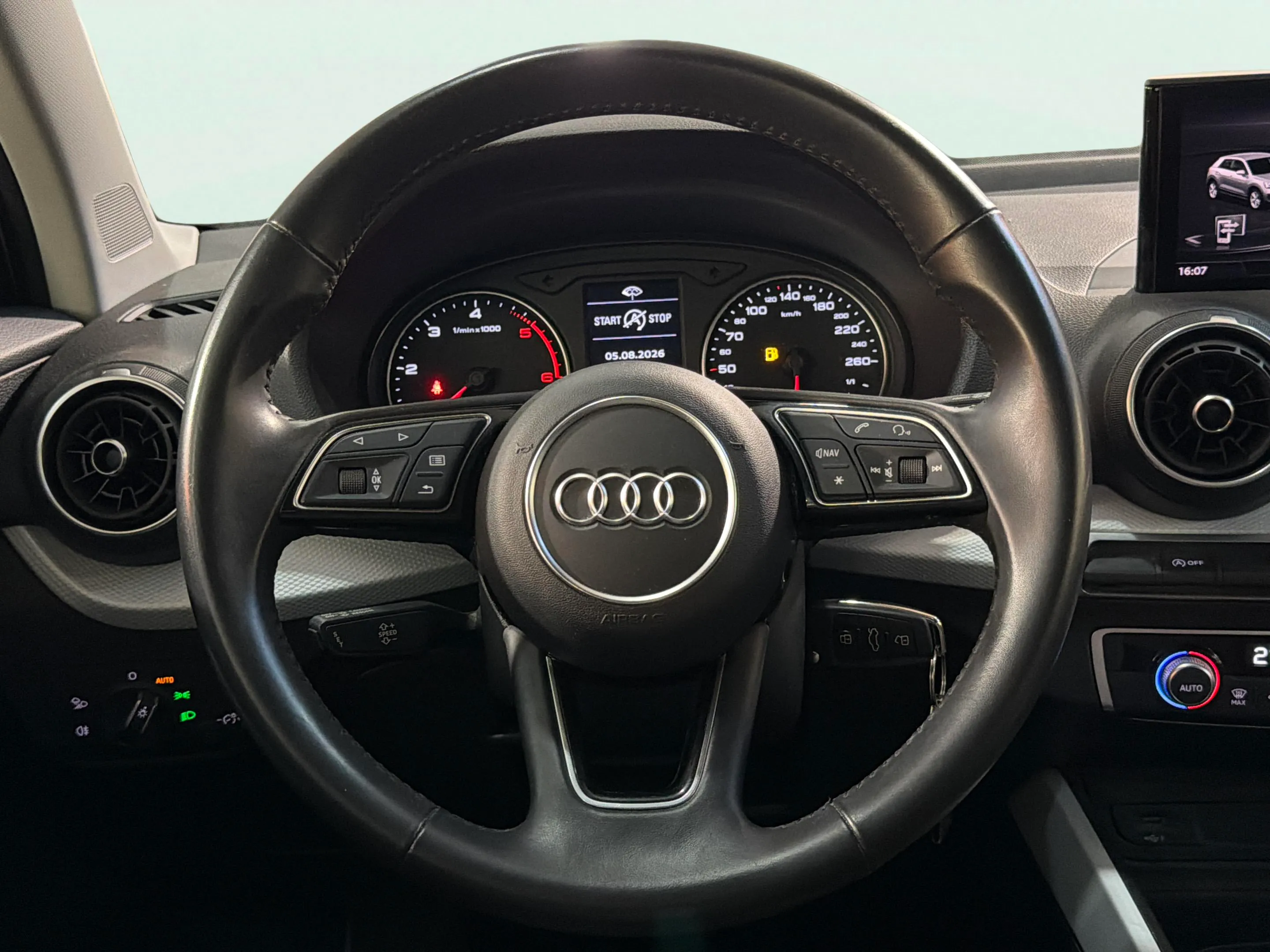 Audi Q2 Design 30 TDI - foto 7