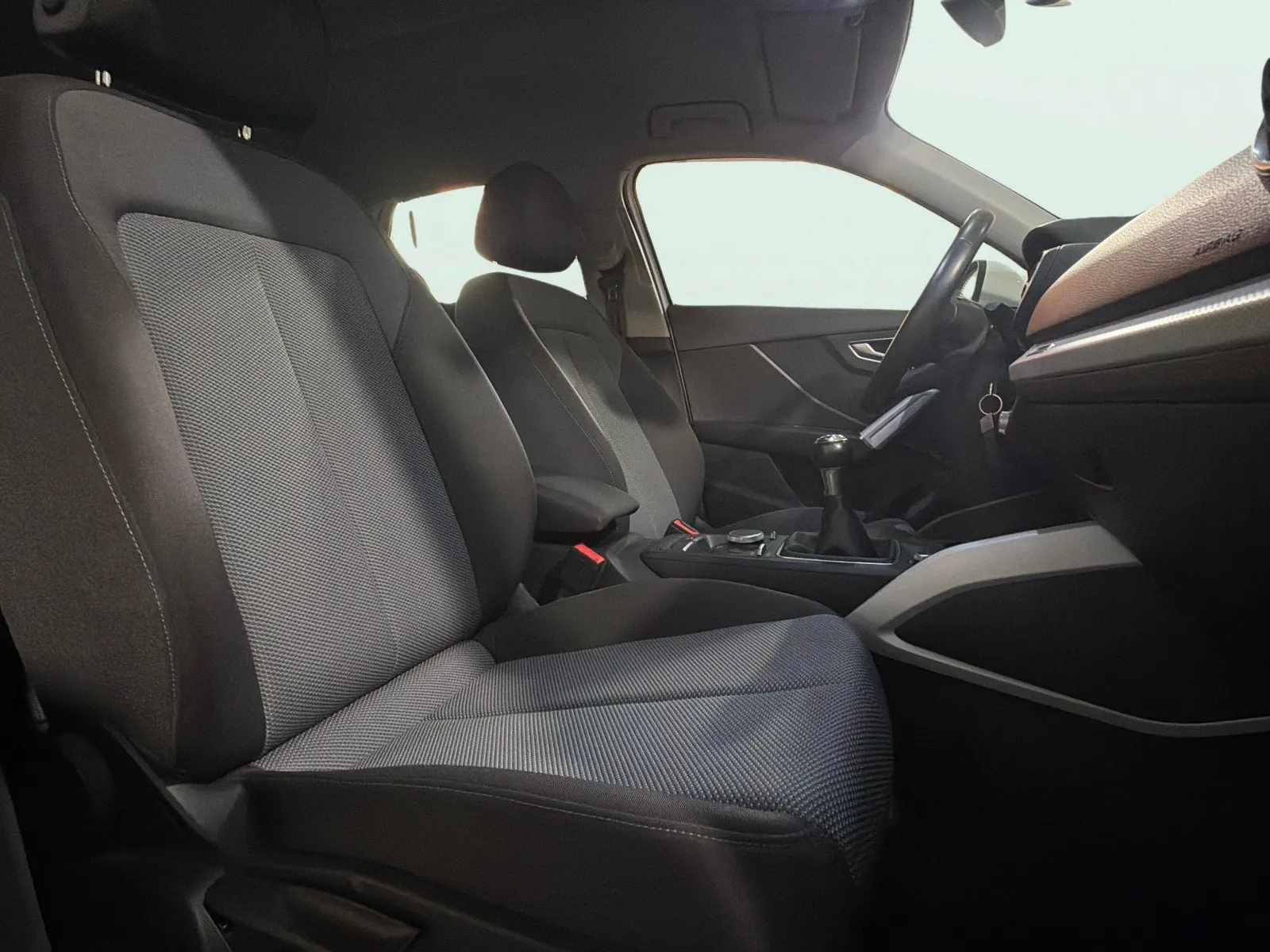 Audi Q2 Design 30 TDI - foto 15