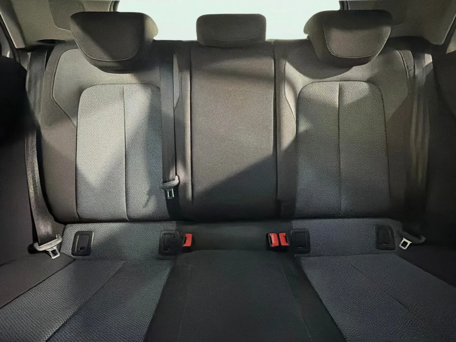 Audi Q2 Design 30 TDI - foto 17