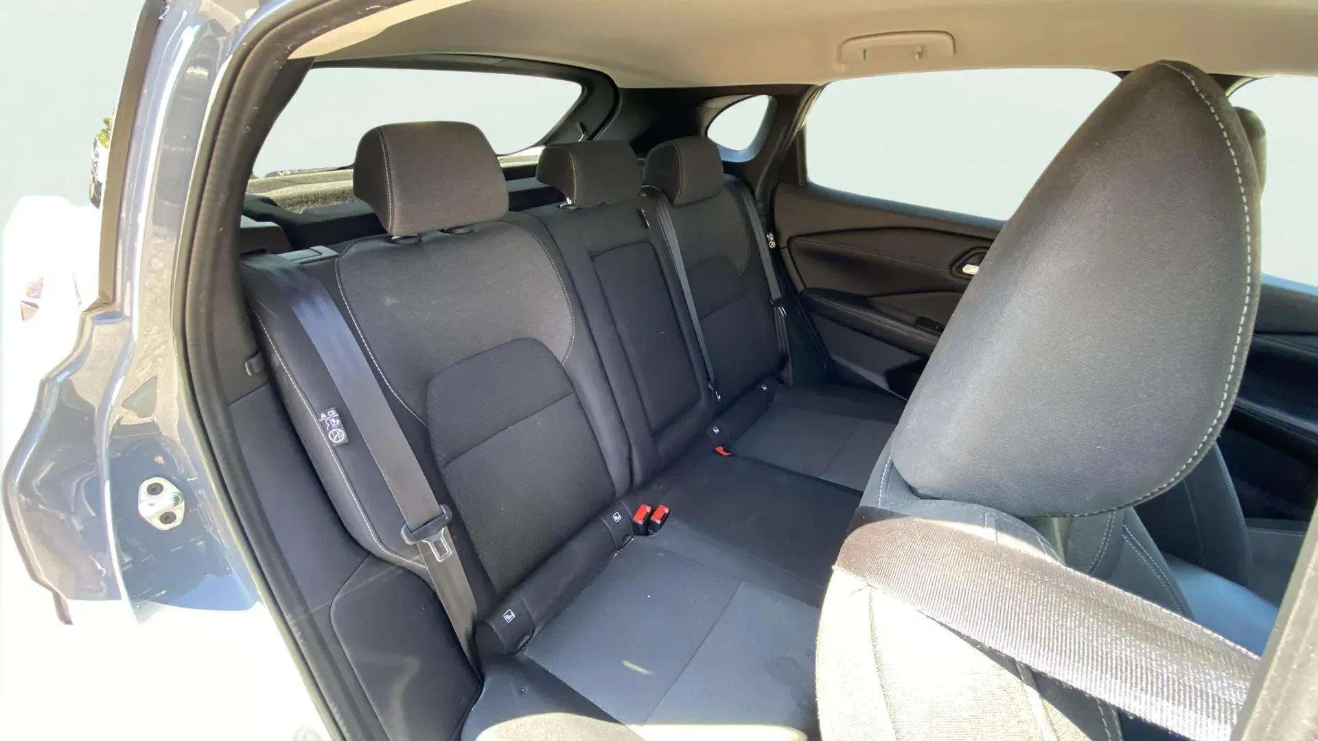 Nissan Qashqai DIG-T N-Connecta - foto 19
