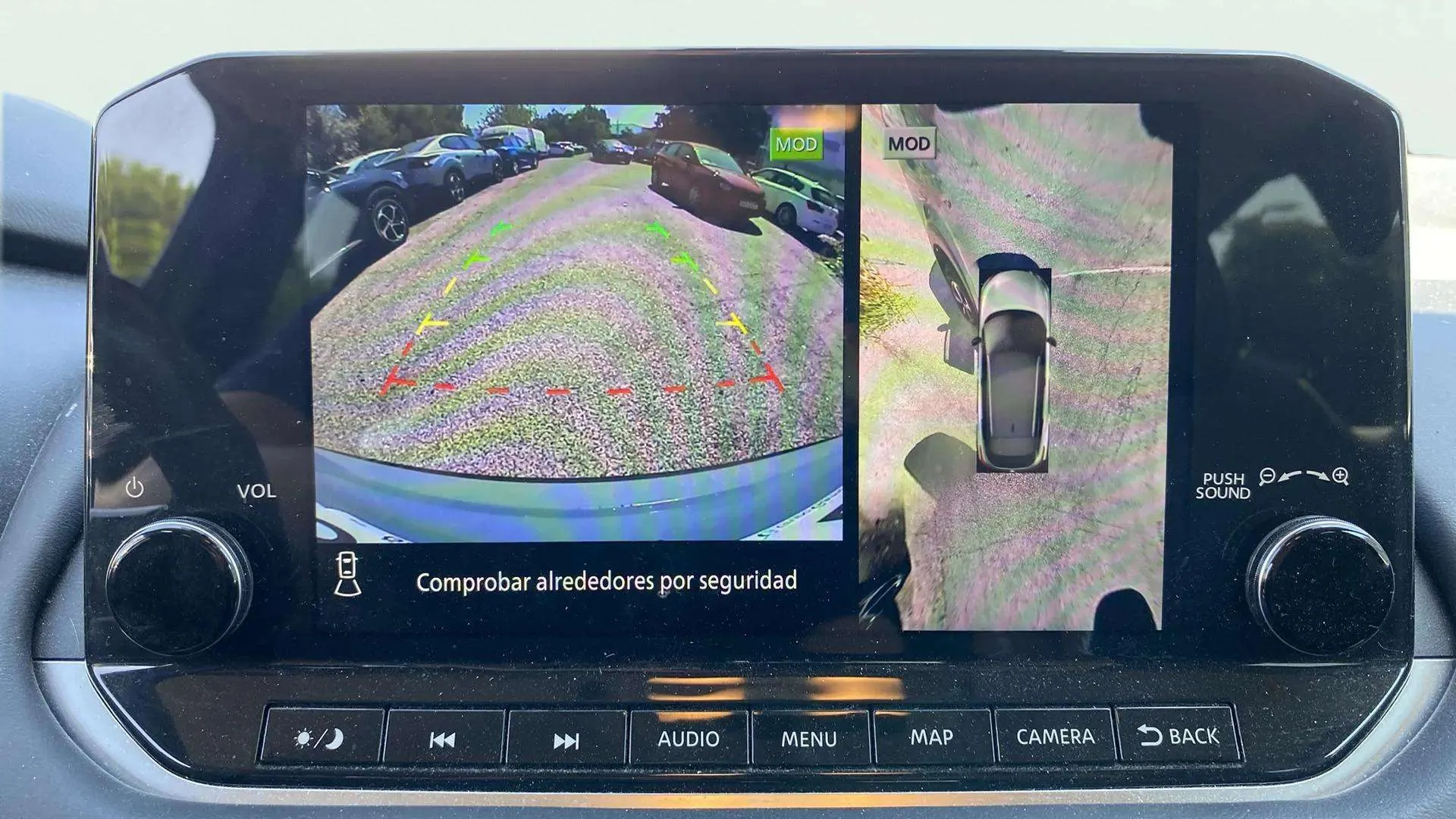 Nissan Qashqai DIG-T N-Connecta - foto 18