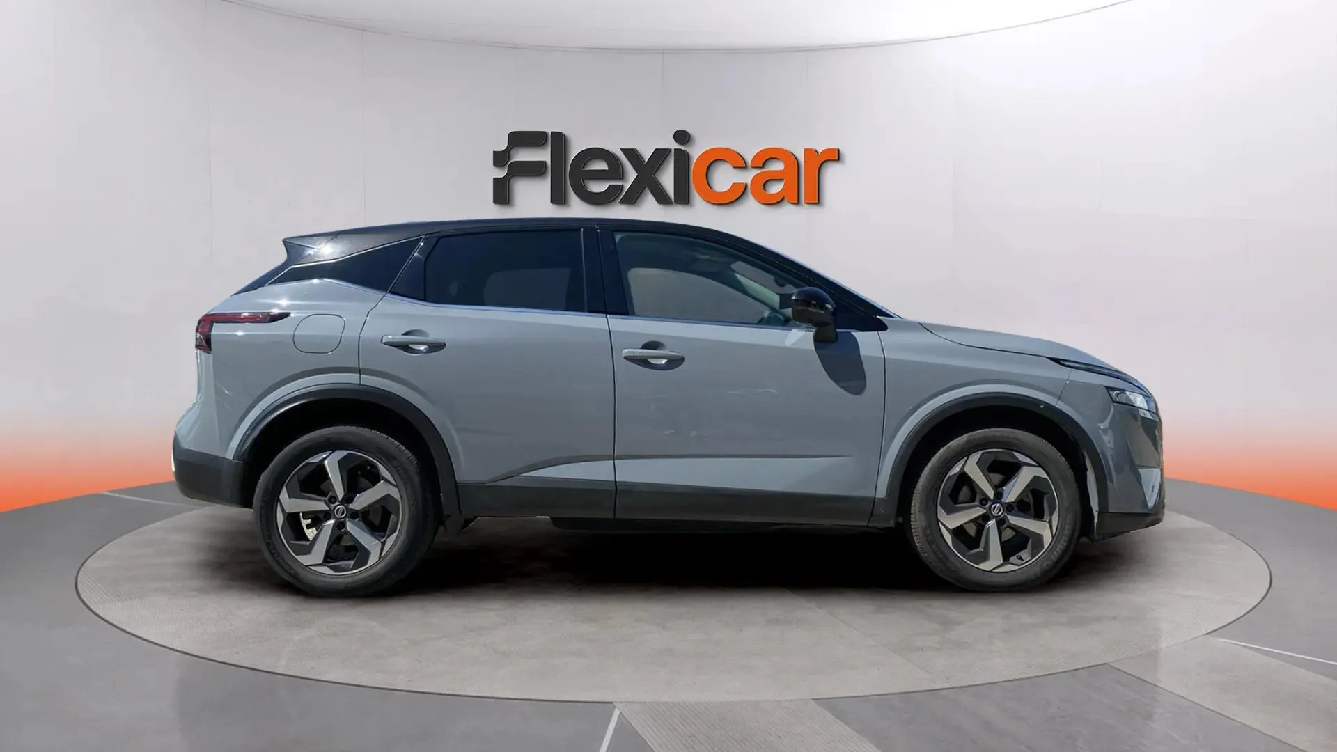 Nissan Qashqai DIG-T N-Connecta - foto 2