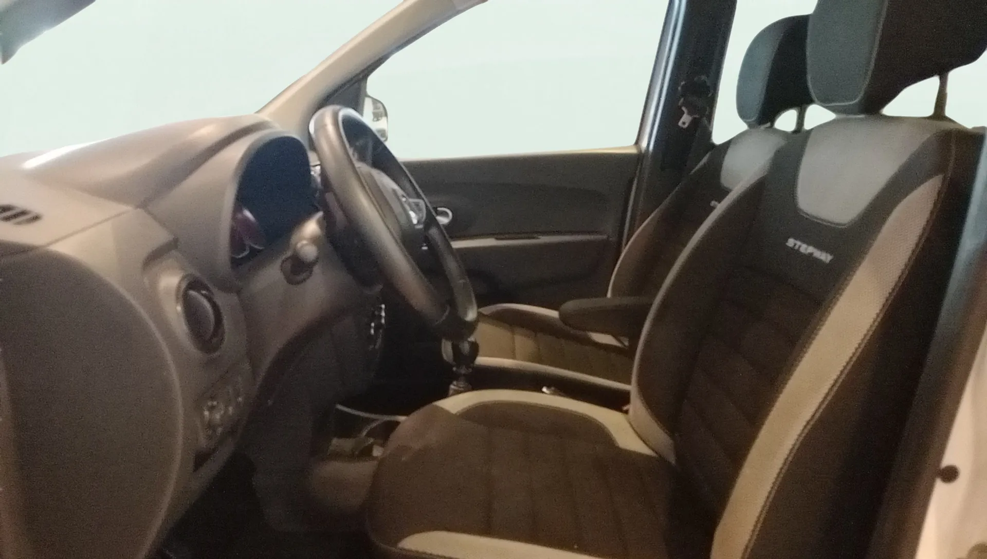 Dacia Lodgy Stepway Comfort 7 plazas - foto 10