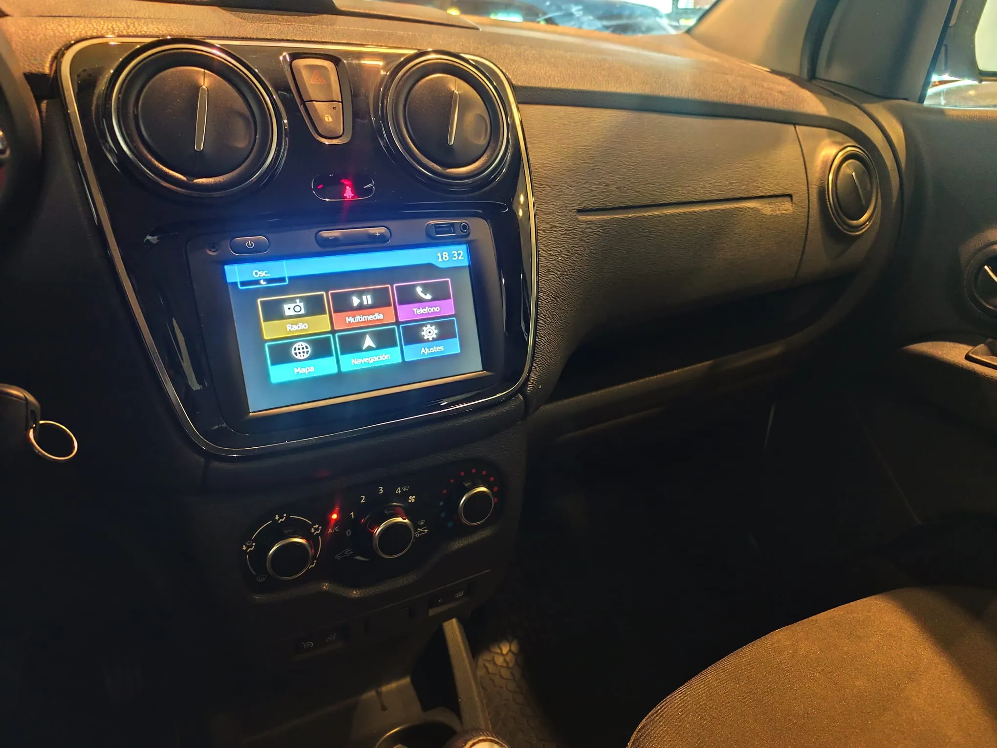 Dacia Lodgy Stepway Comfort 7 plazas - foto 16