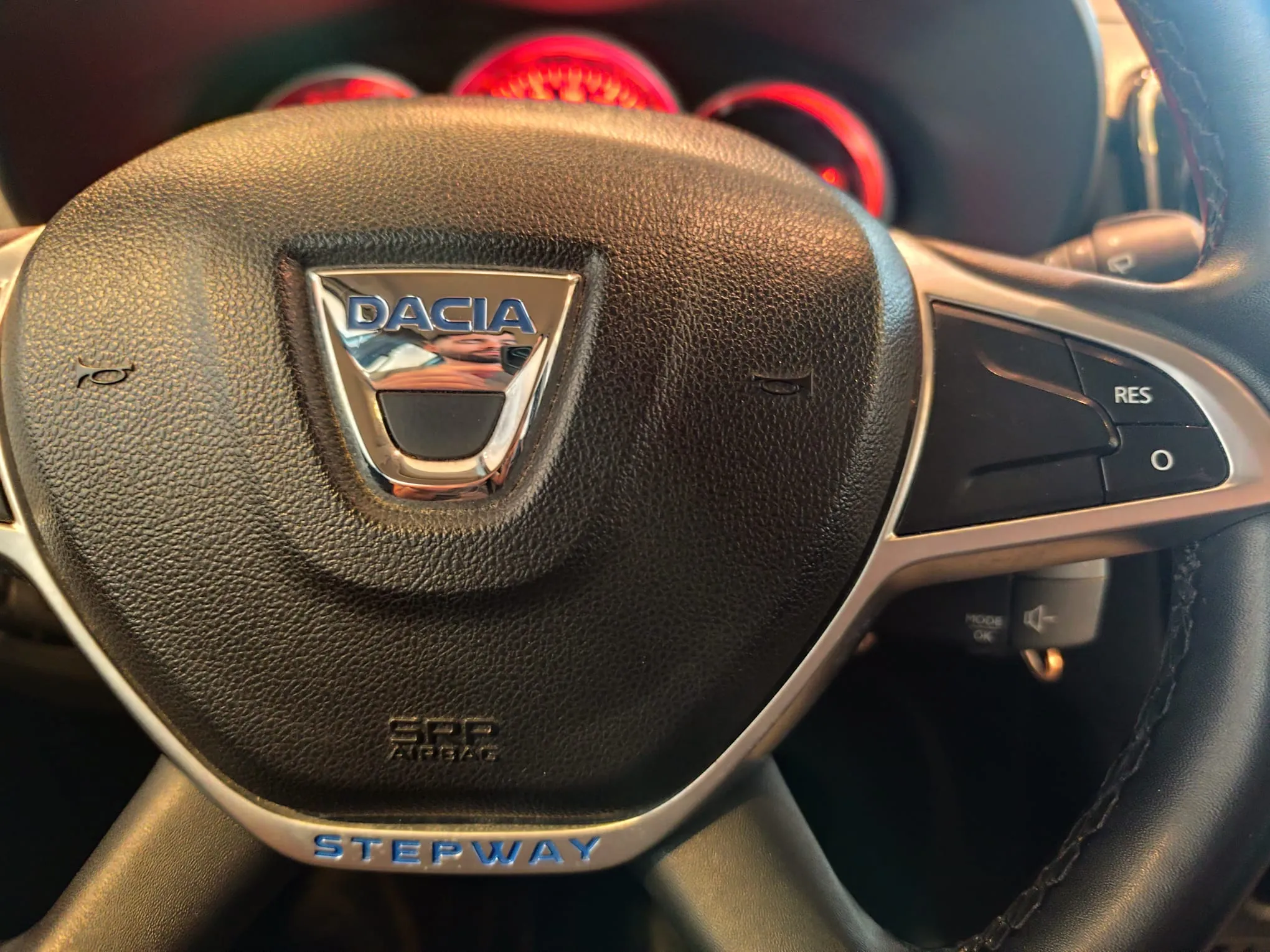 Dacia Lodgy Stepway Comfort 7 plazas - foto 12