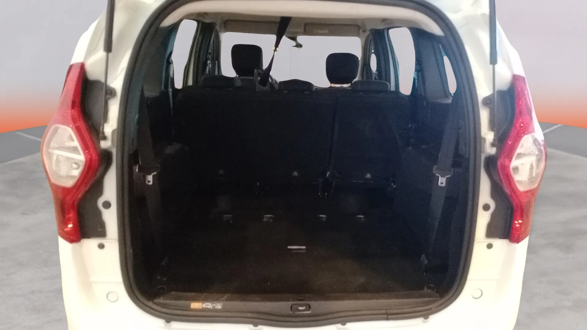 Dacia Lodgy Stepway Comfort 7 plazas - foto 28