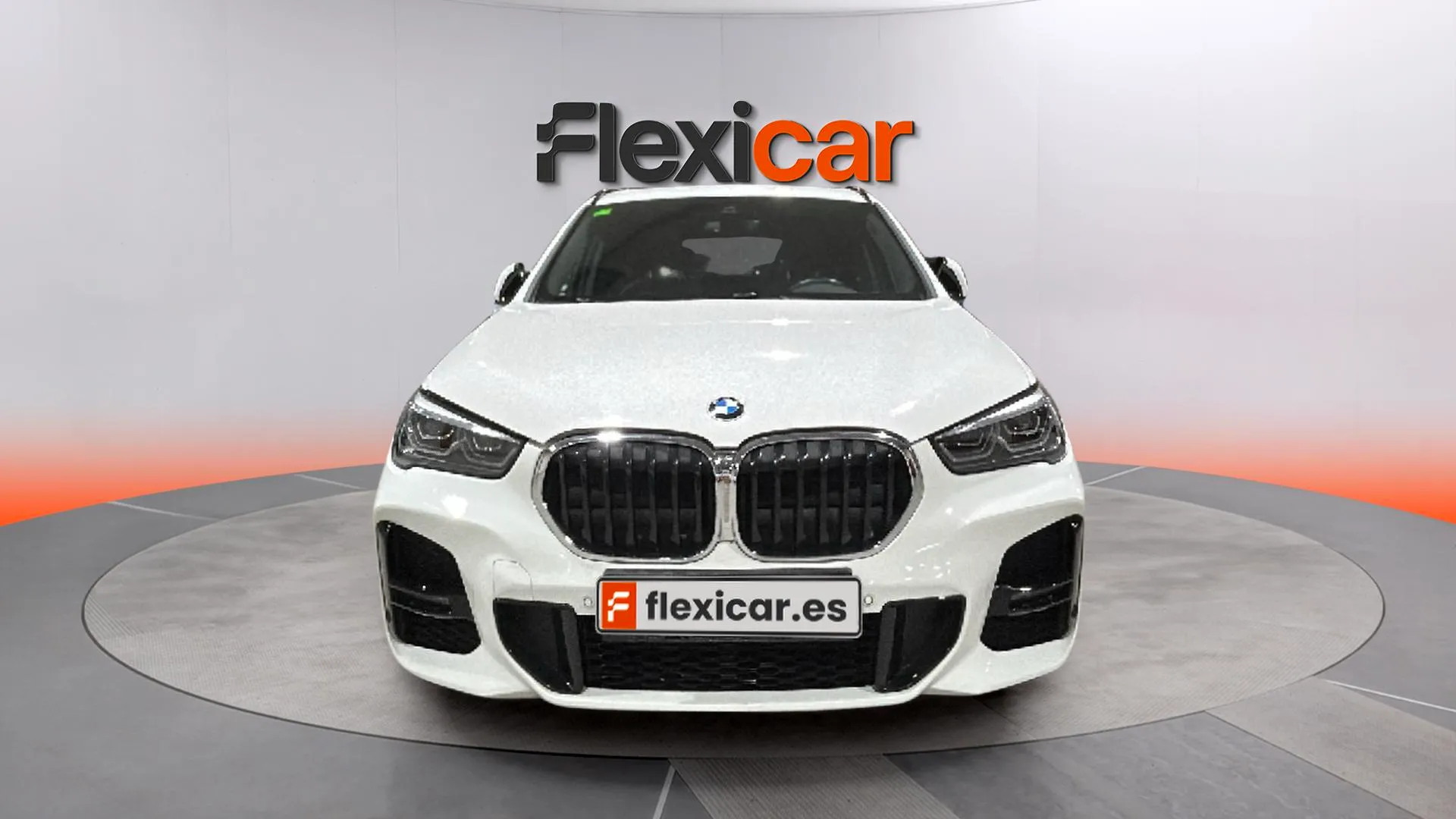 BMW X1 sDrive18i - foto 2