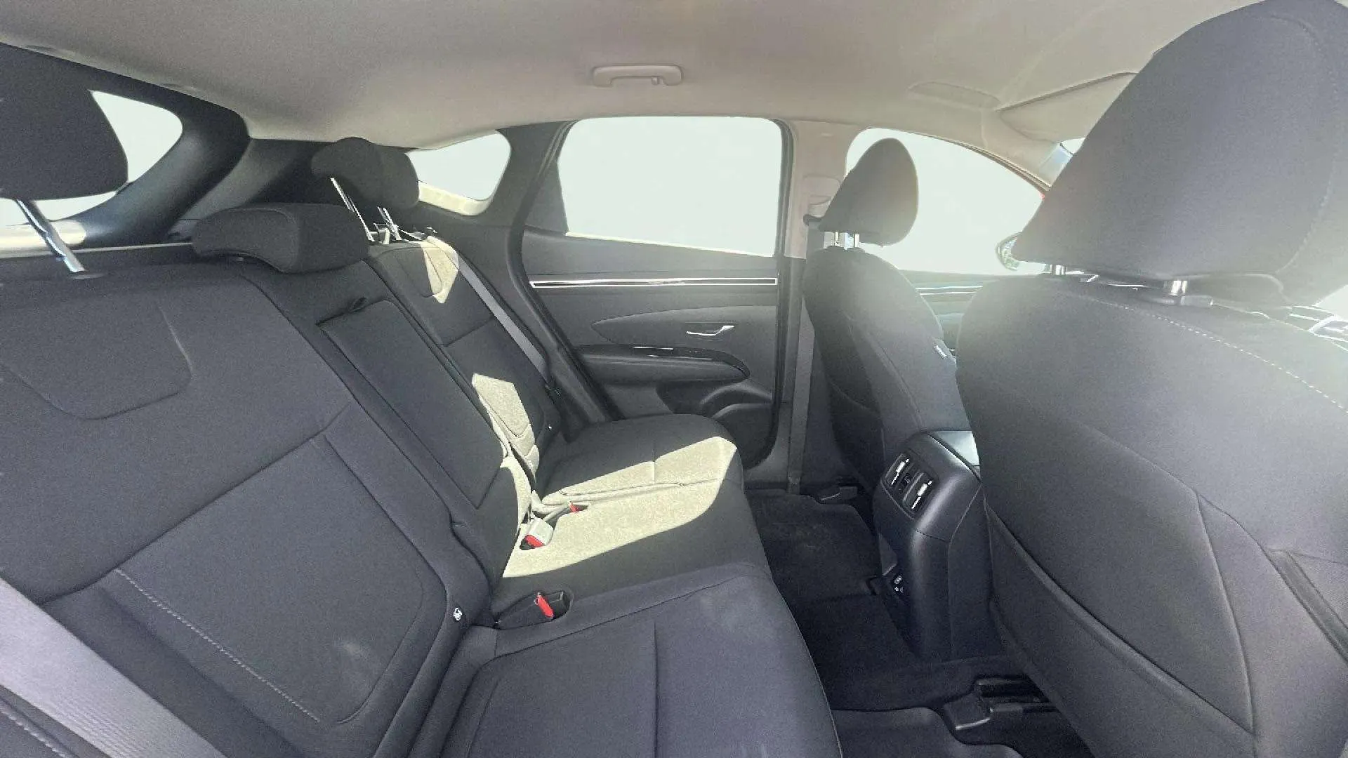 Hyundai Tucson 1.6T PHEV 4x4 Tecno Sky - foto 19