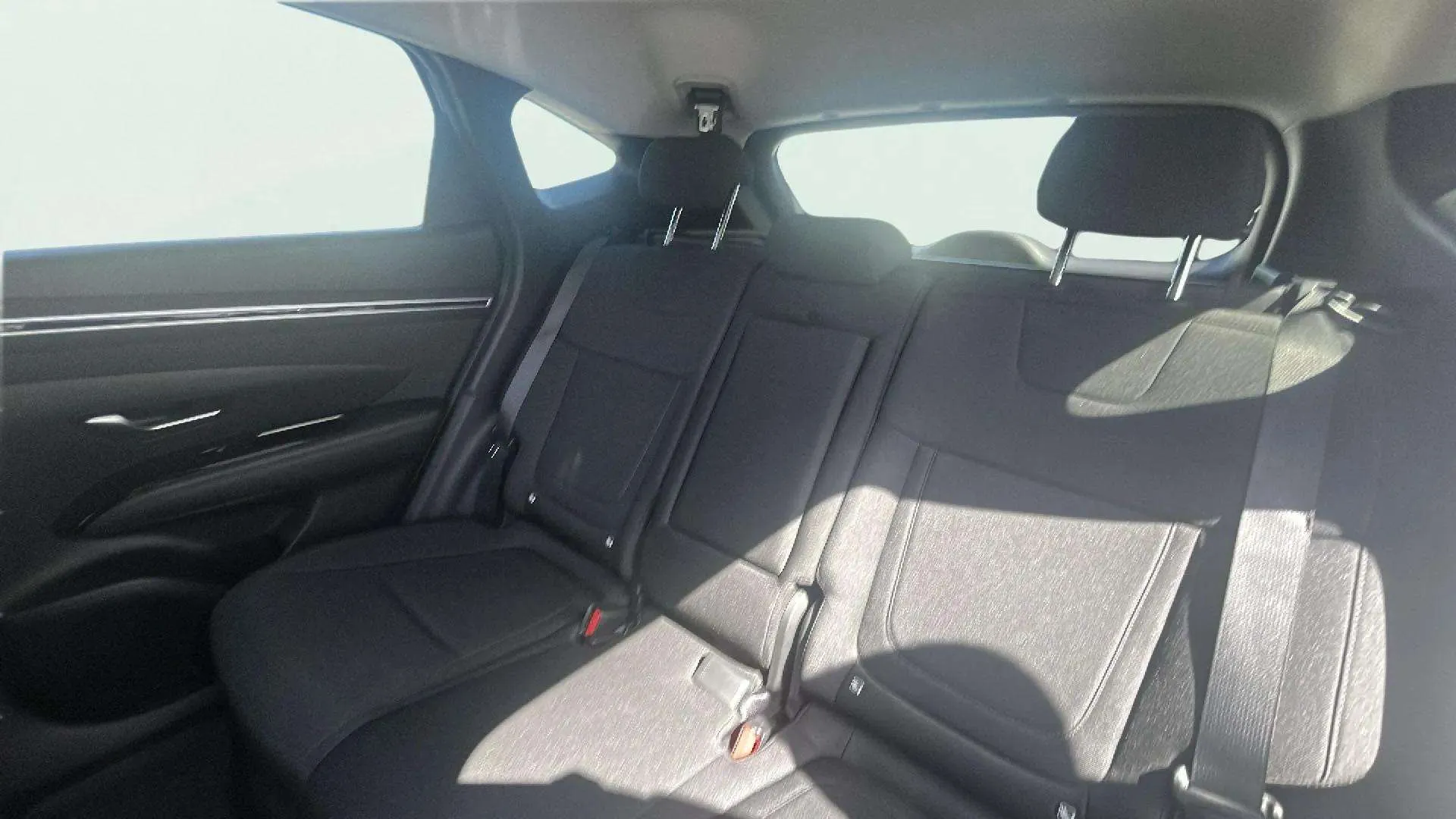 Hyundai Tucson 1.6T PHEV 4x4 Tecno Sky - foto 20