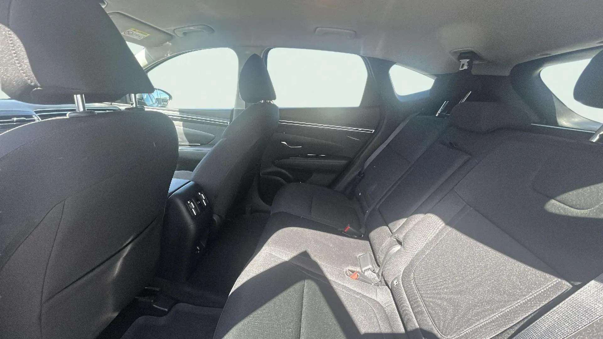 Hyundai Tucson 1.6T PHEV 4x4 Tecno Sky - foto 11