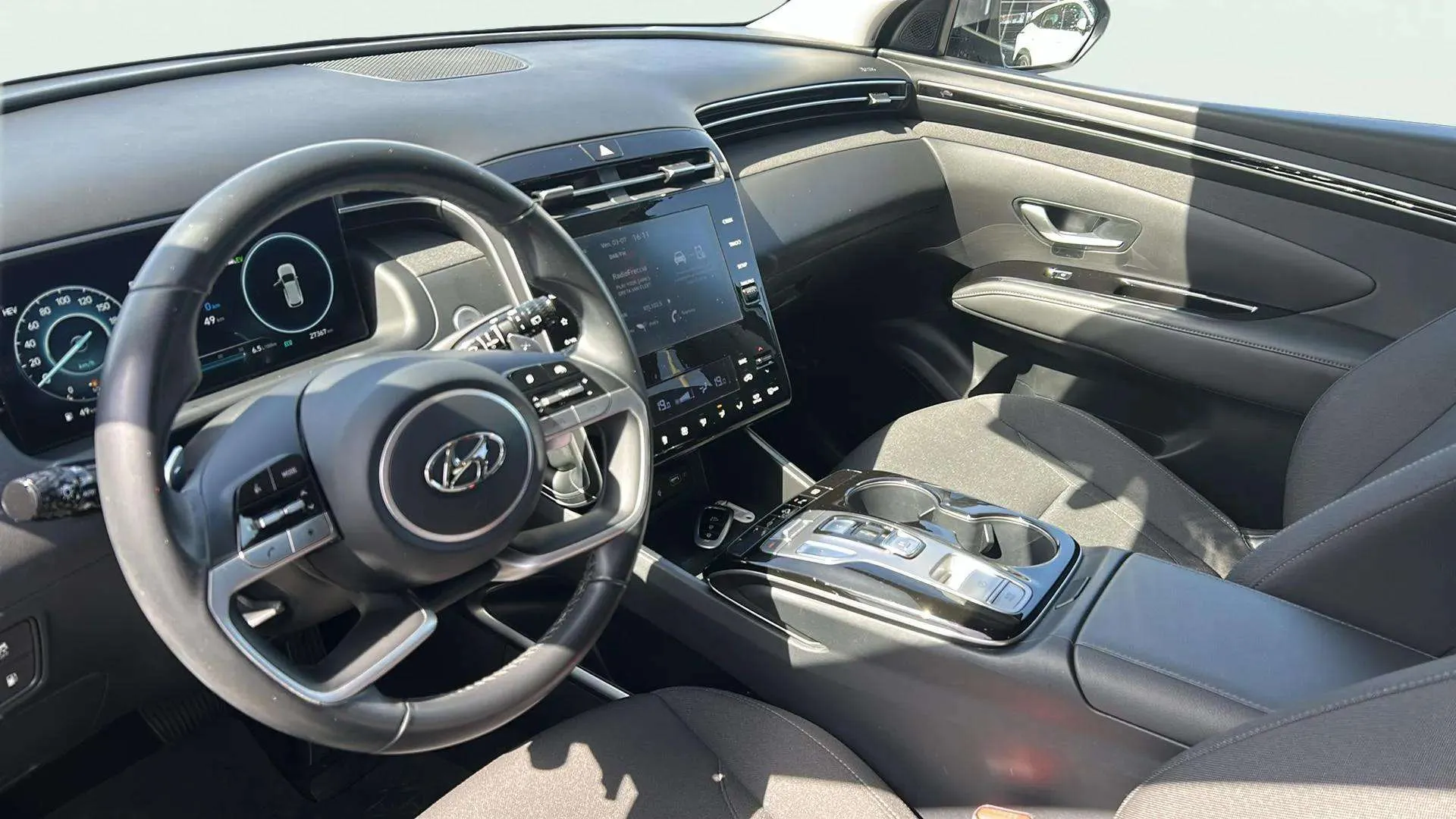 Hyundai Tucson 1.6T PHEV 4x4 Tecno Sky - foto 21