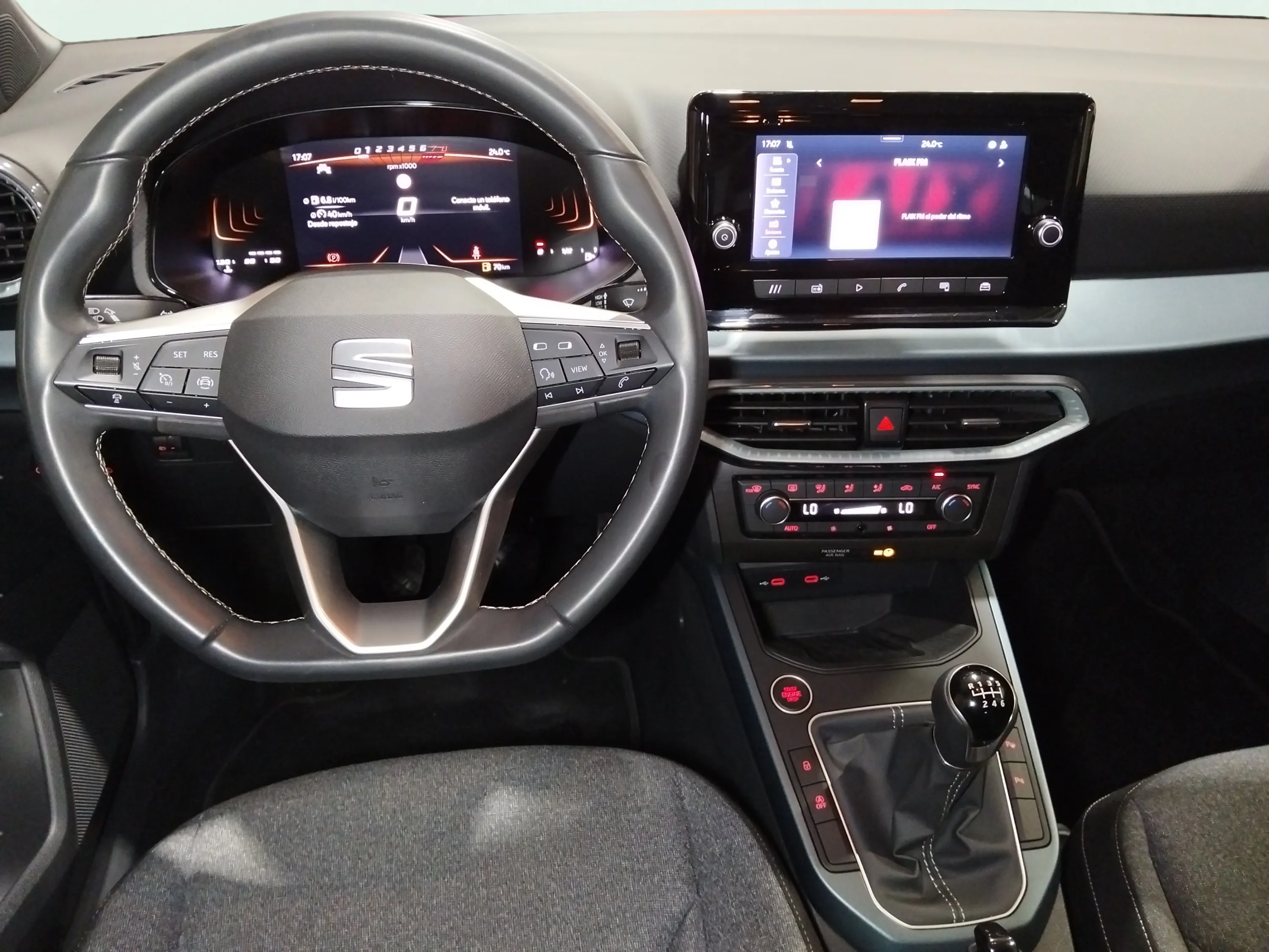SEAT Arona 1.0 TSI Xperience XL - foto 9