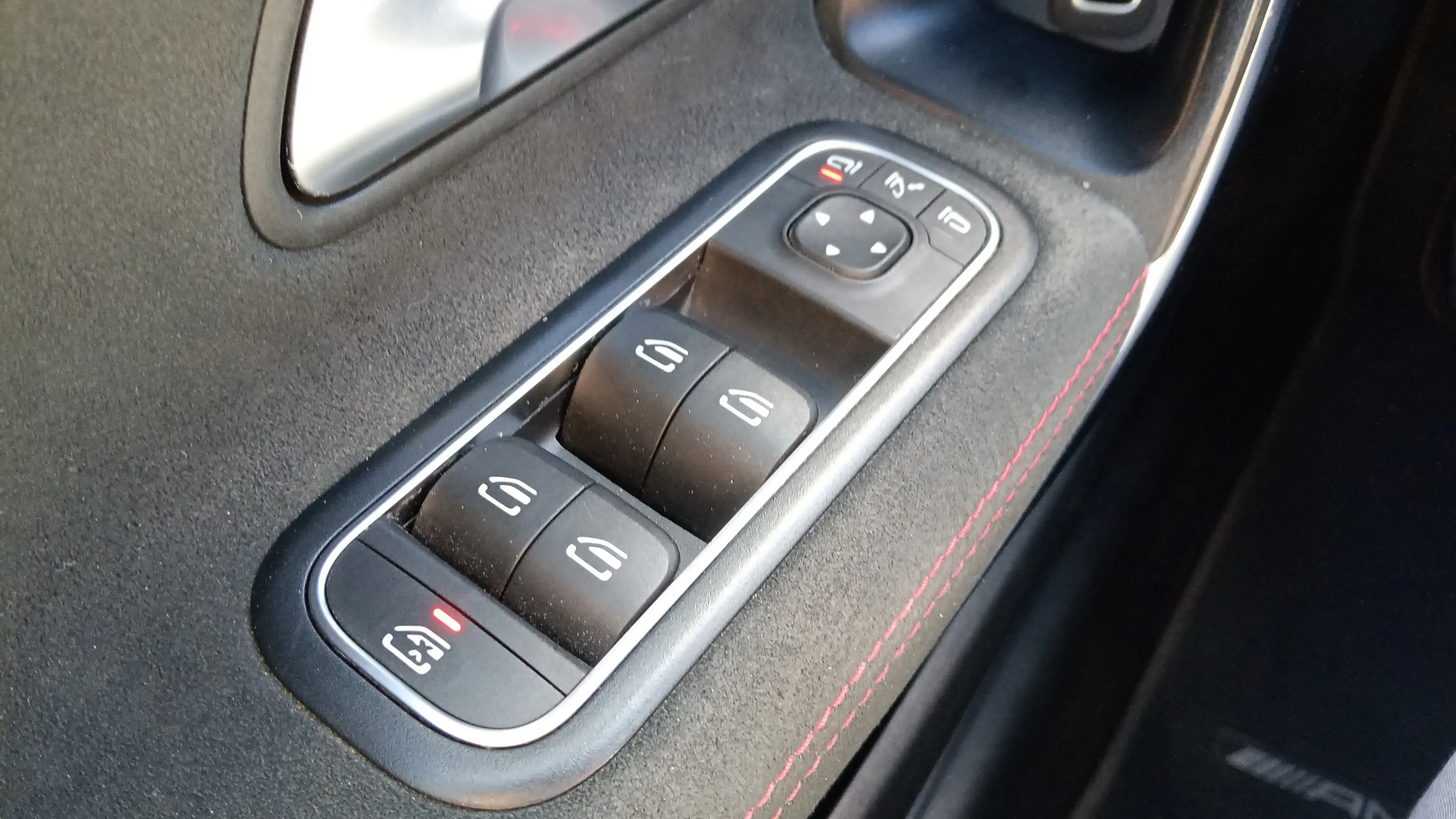 Mercedes-Benz Clase A Sedán A 200 d - foto 19