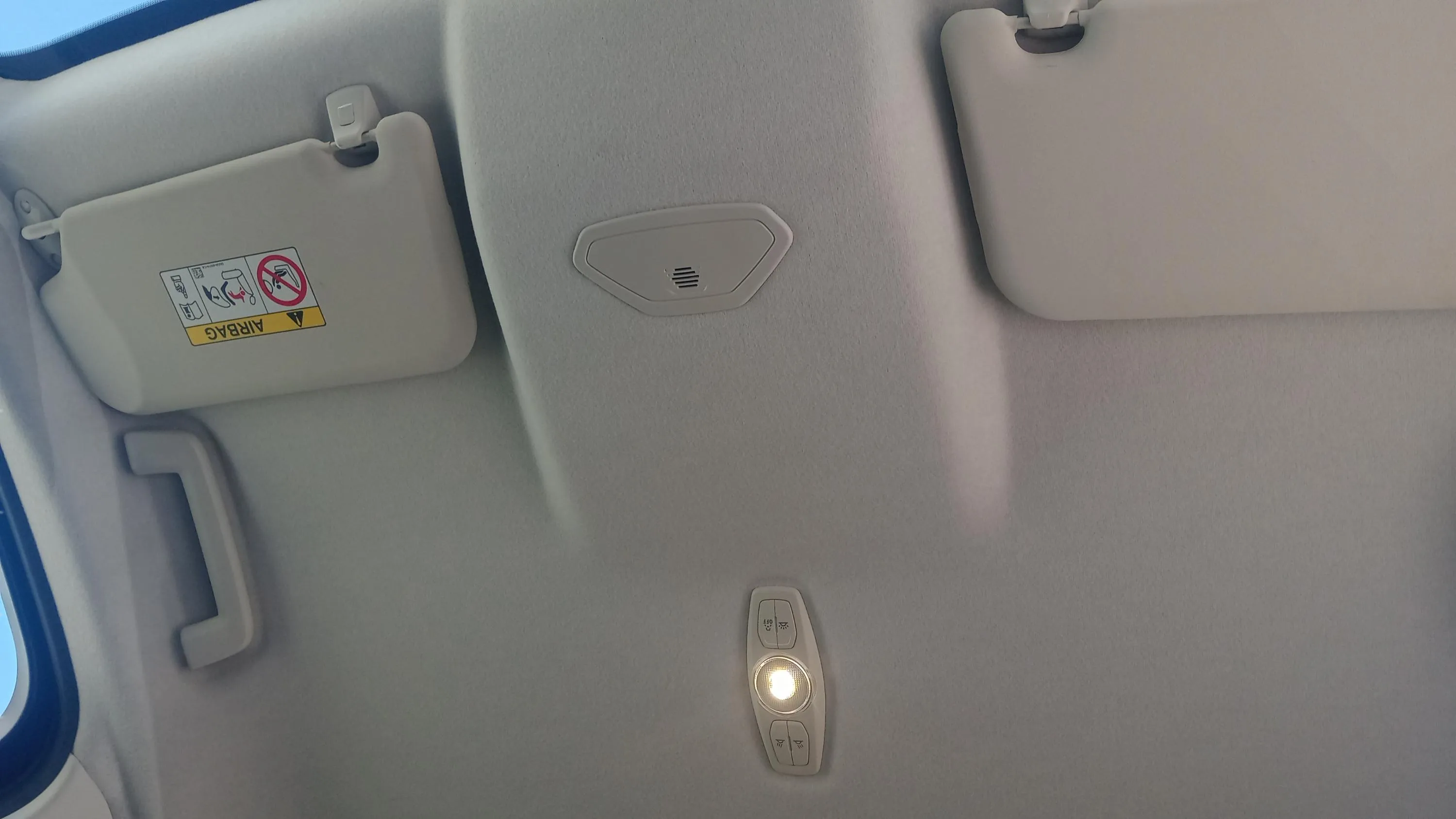 Ford C-Max 1.0 EcoBoost Trend+ - foto 24