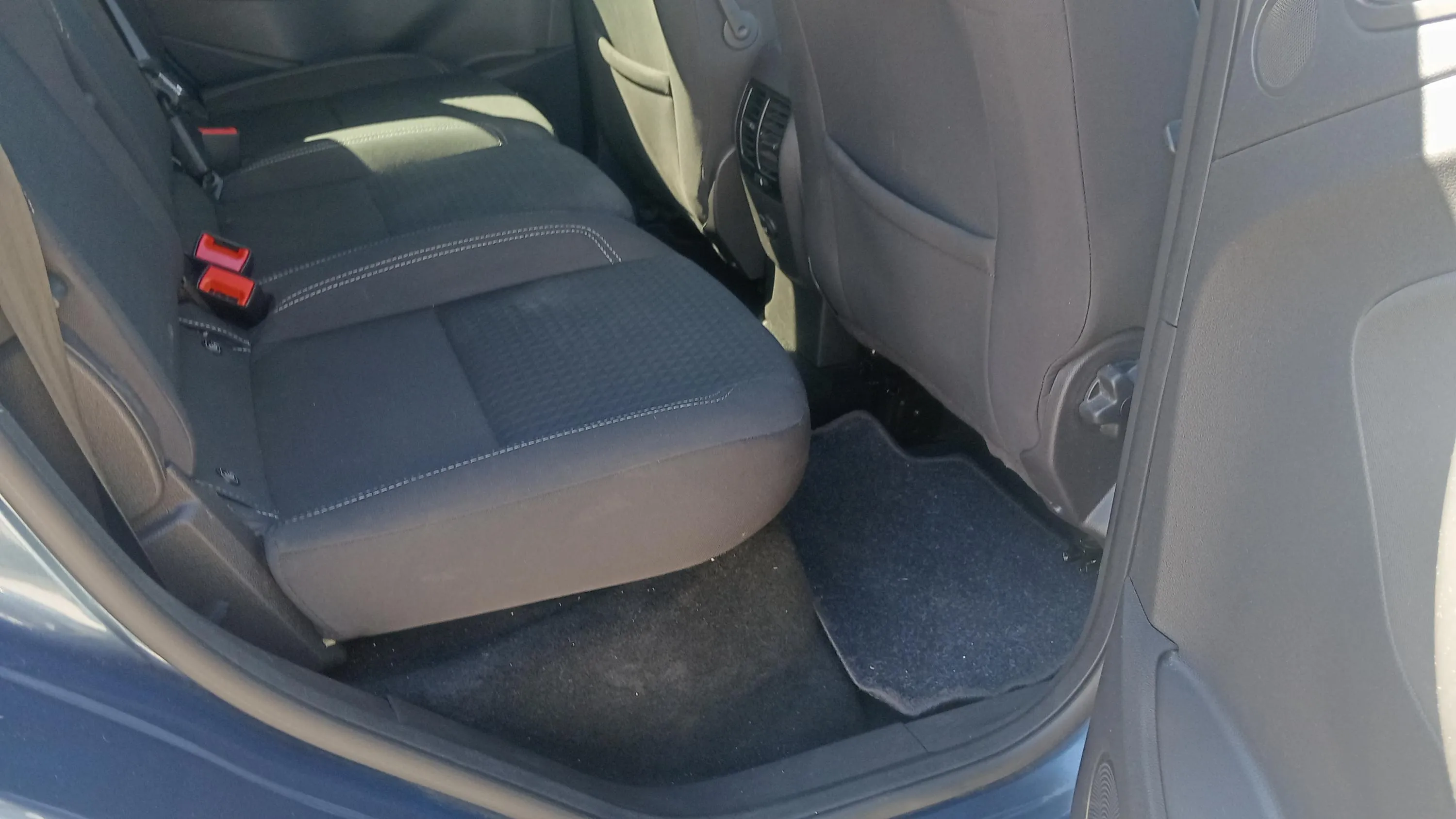 Ford C-Max 1.0 EcoBoost Trend+ - foto 17